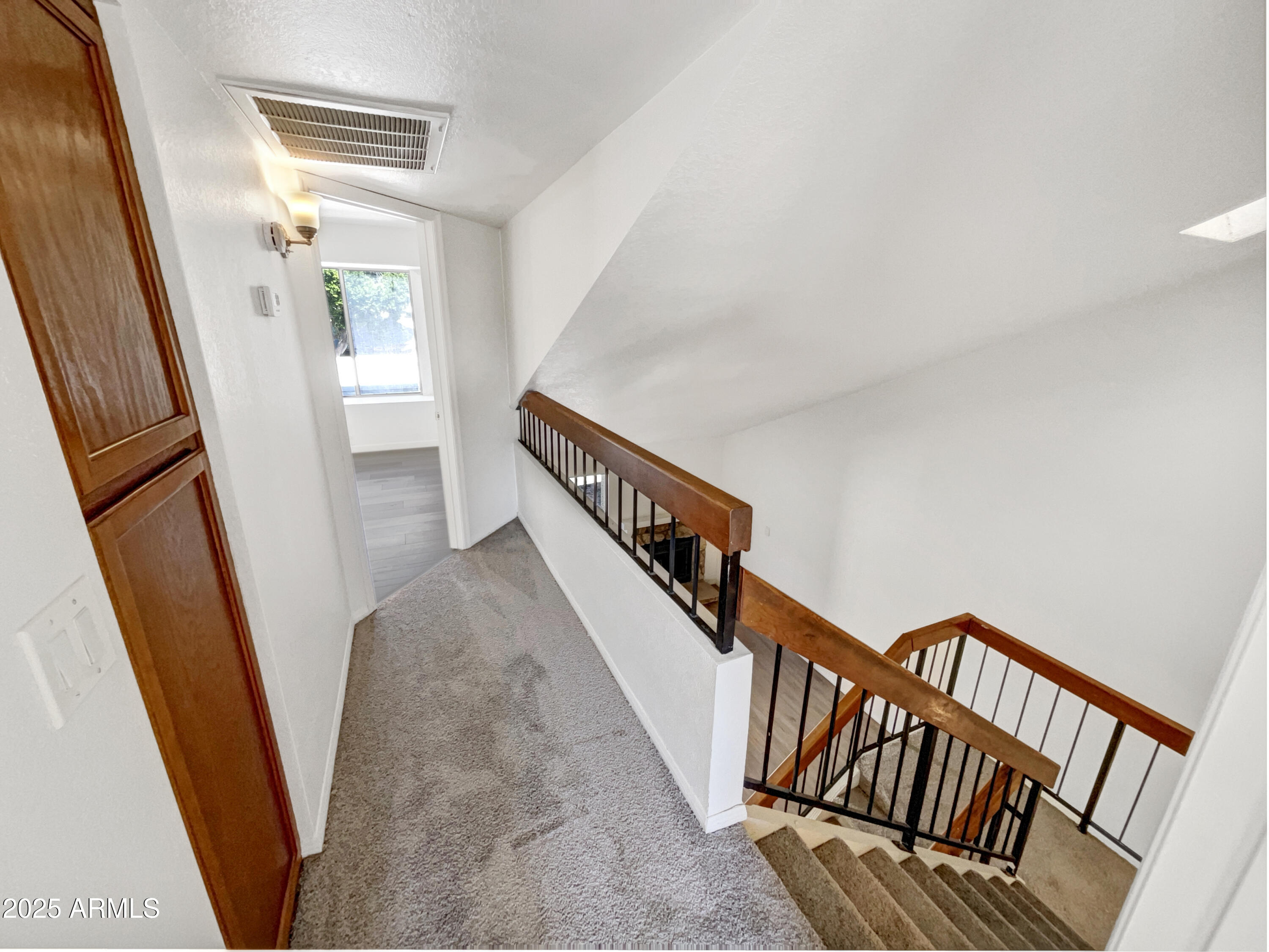 2617 W WILLOW Avenue