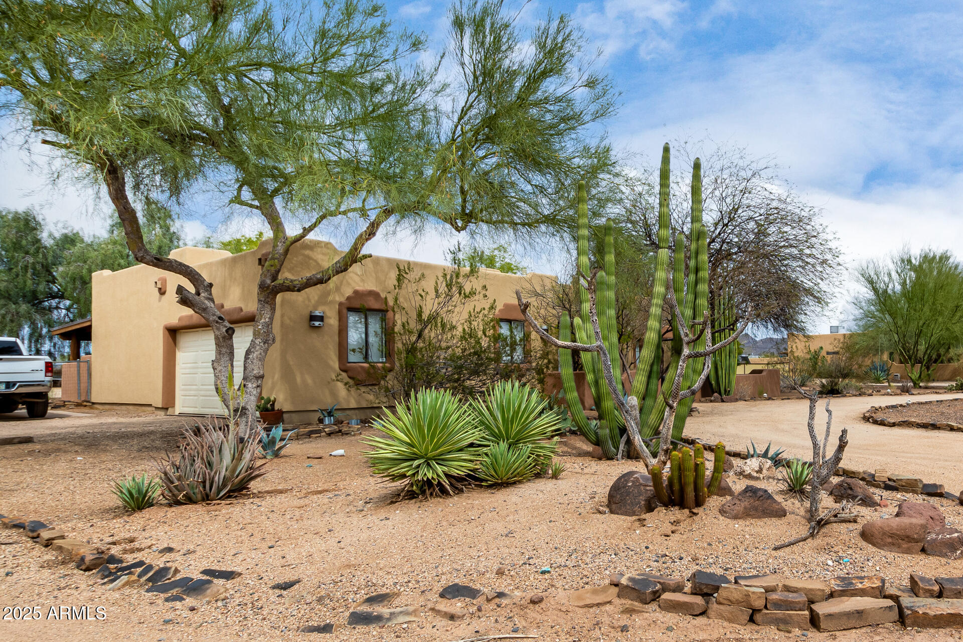 1730 W ADAMANDA Court