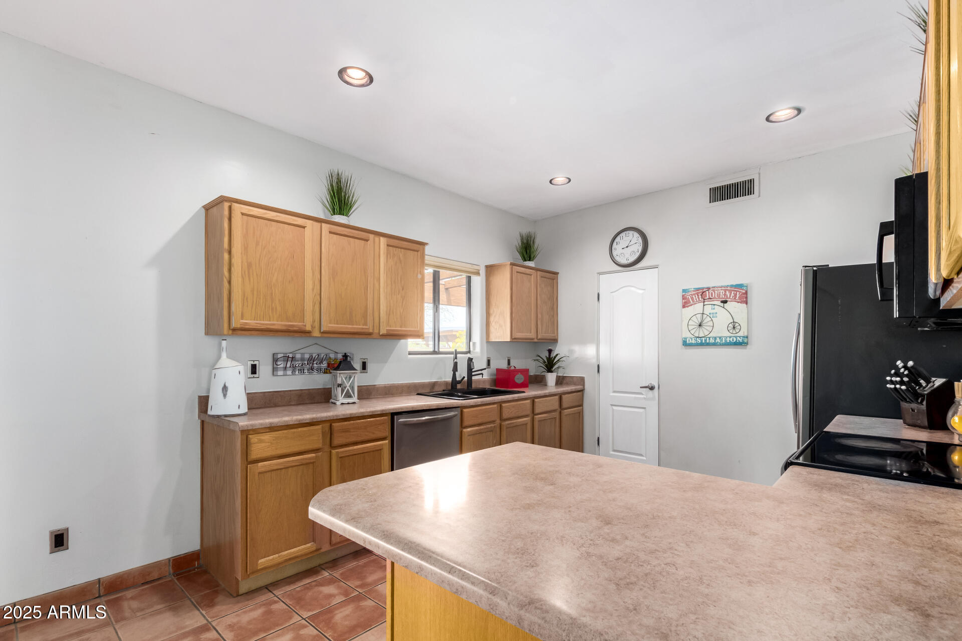 1730 W ADAMANDA Court