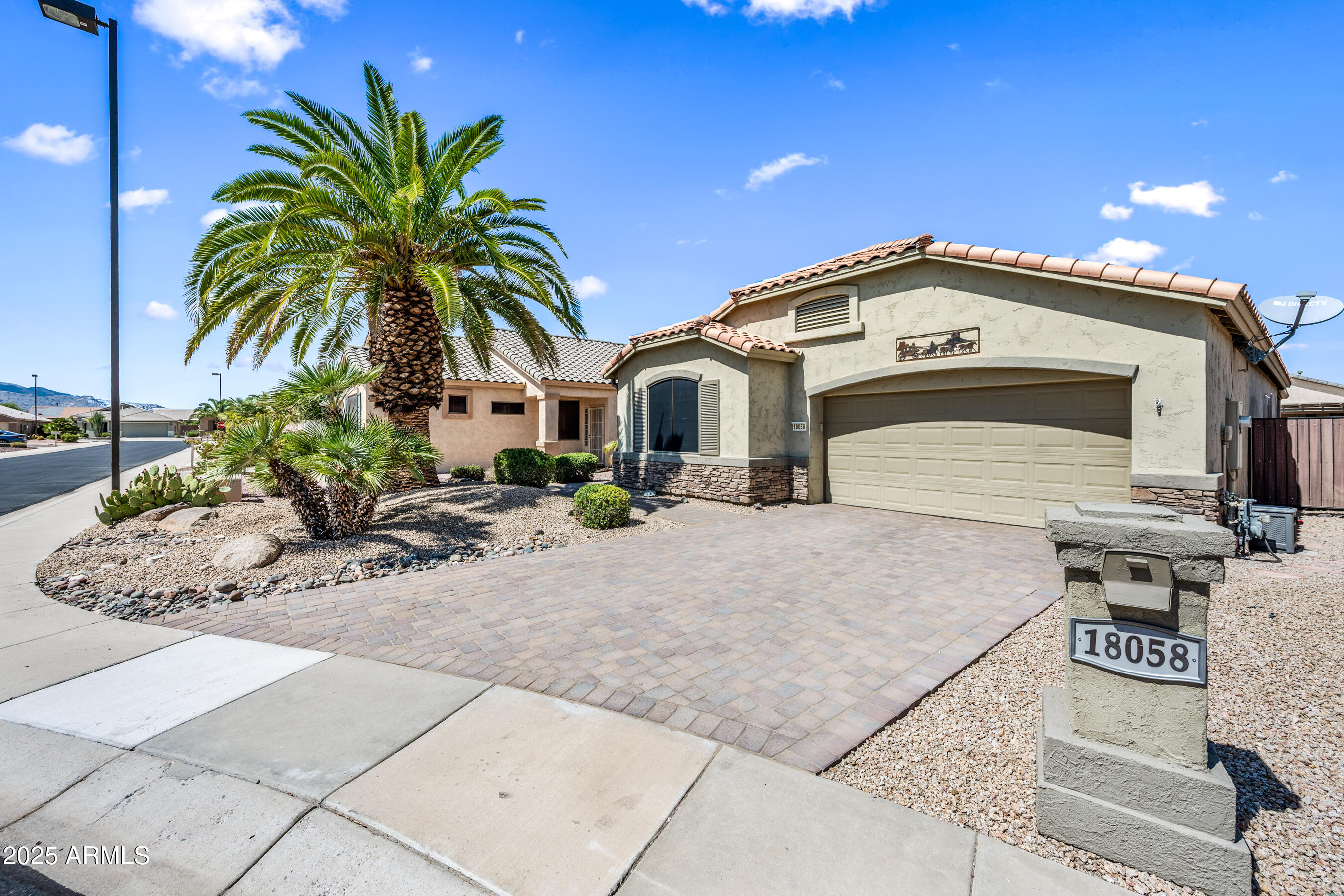18058 W WEATHERBY Drive