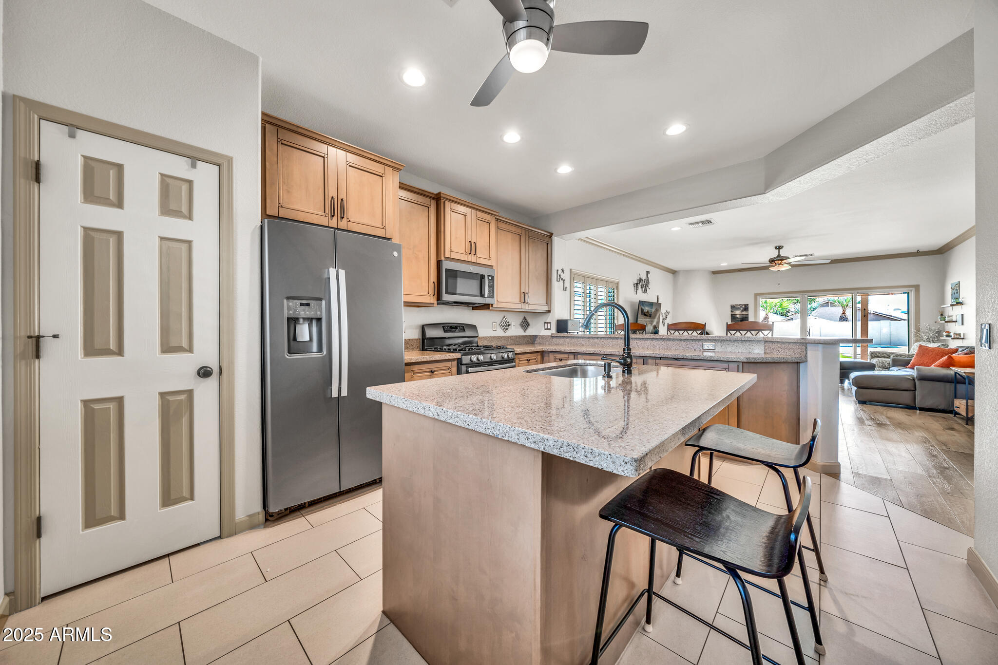 6515 W AVENIDA DEL REY