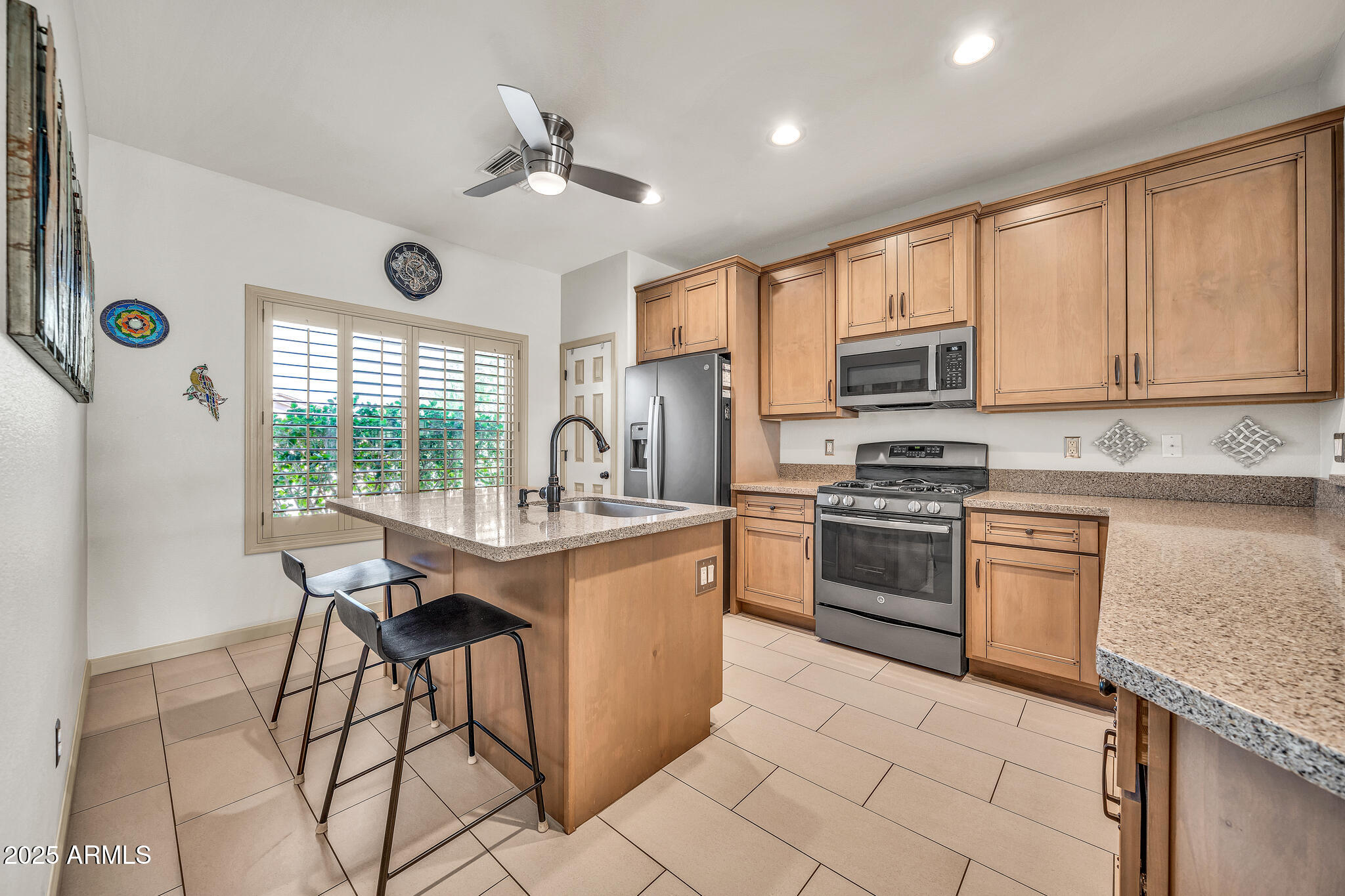 6515 W AVENIDA DEL REY