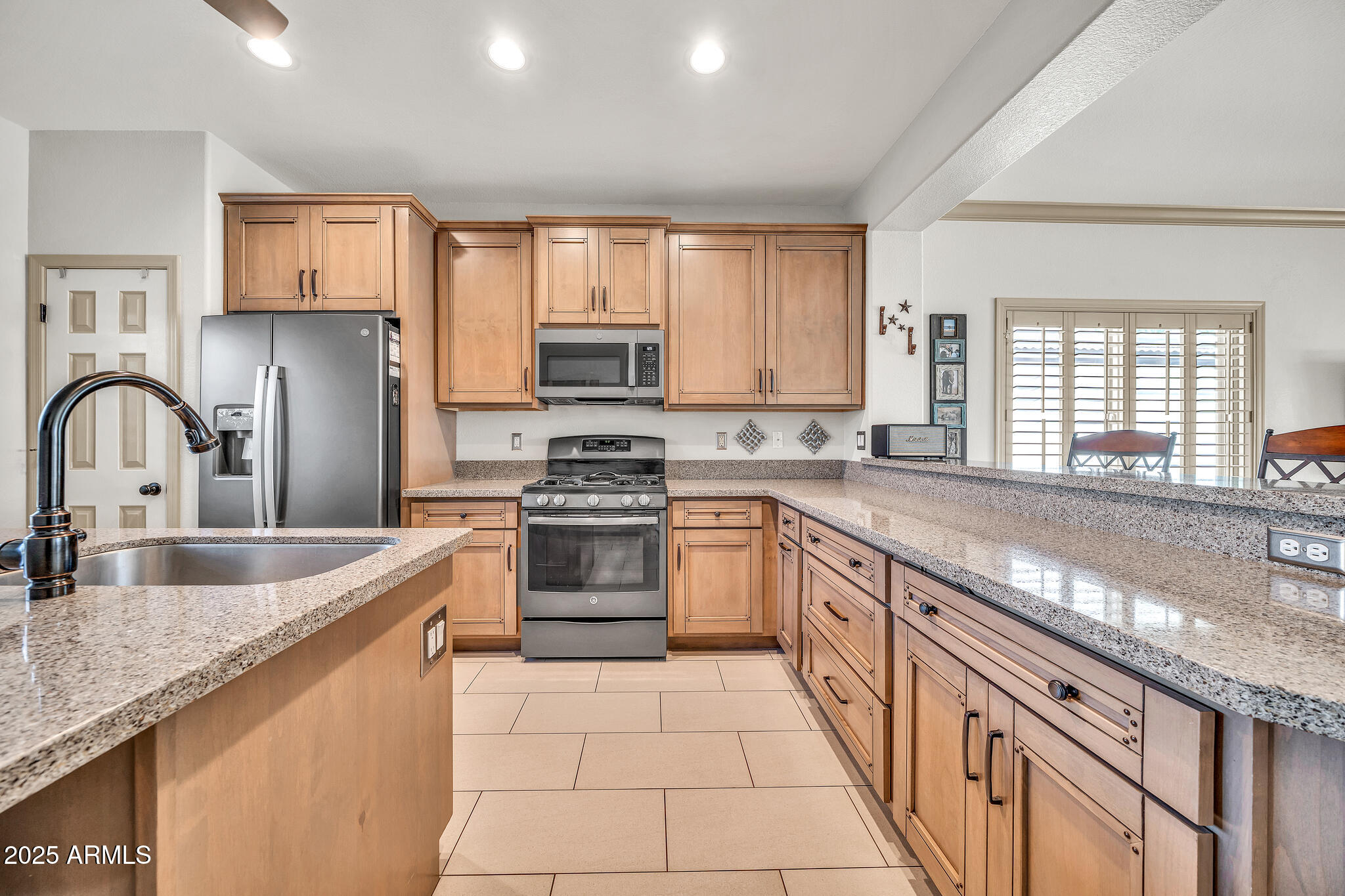 6515 W AVENIDA DEL REY