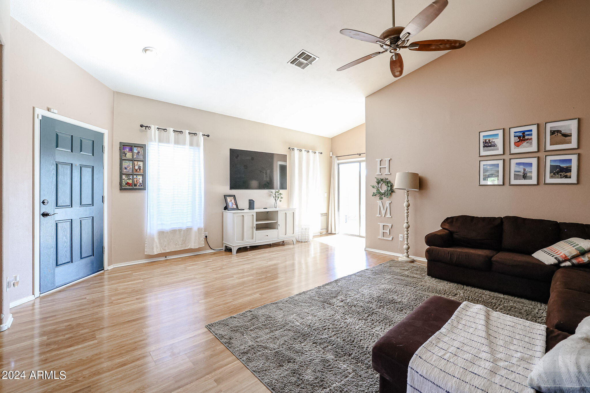 40802 N HEARST Drive