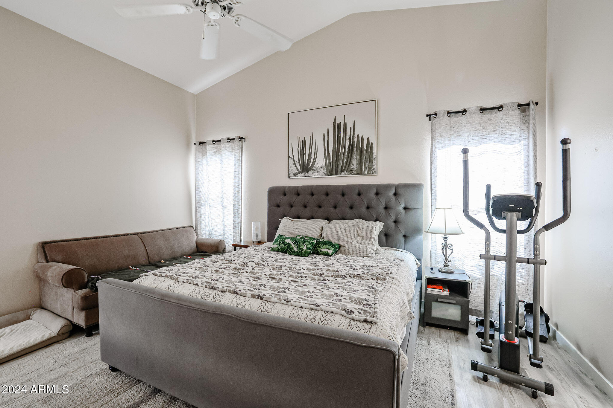 40802 N HEARST Drive