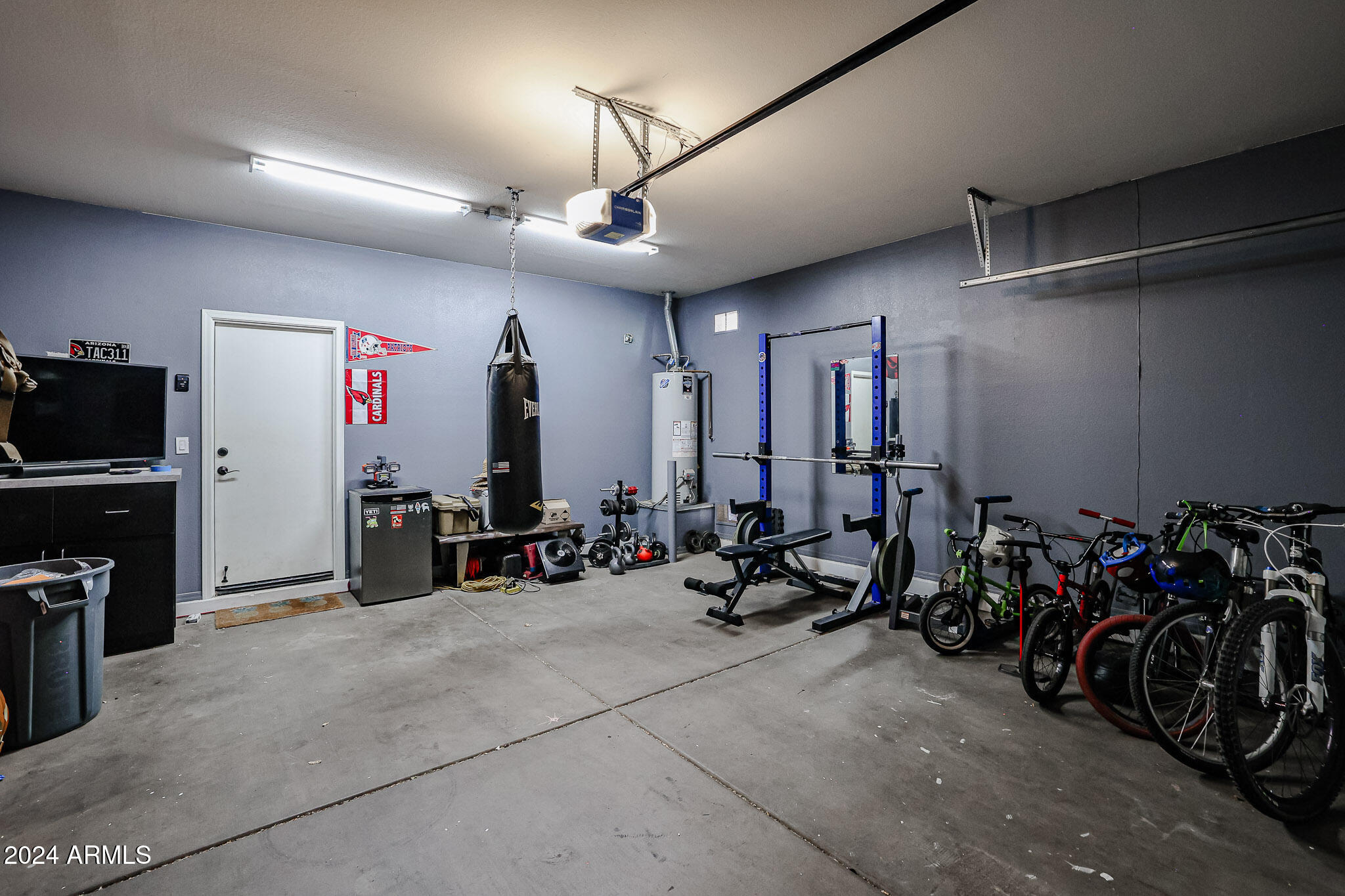 40802 N HEARST Drive