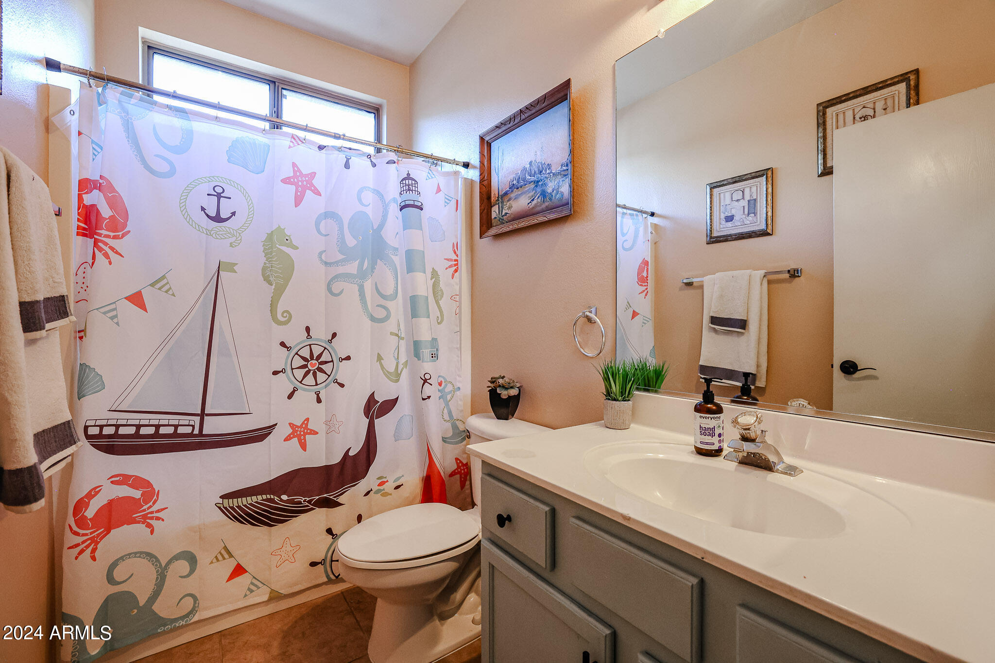 40802 N HEARST Drive