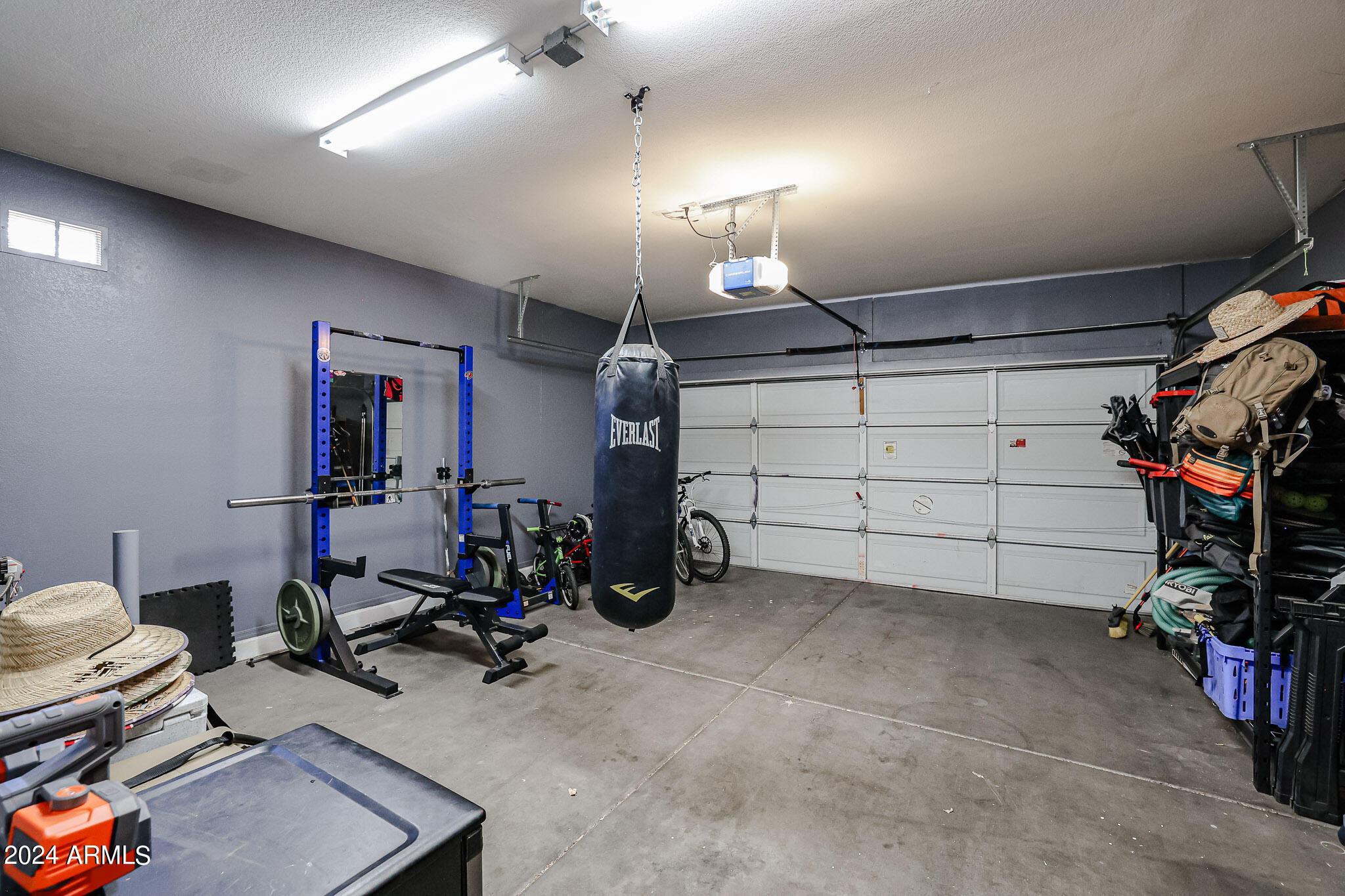 40802 N HEARST Drive