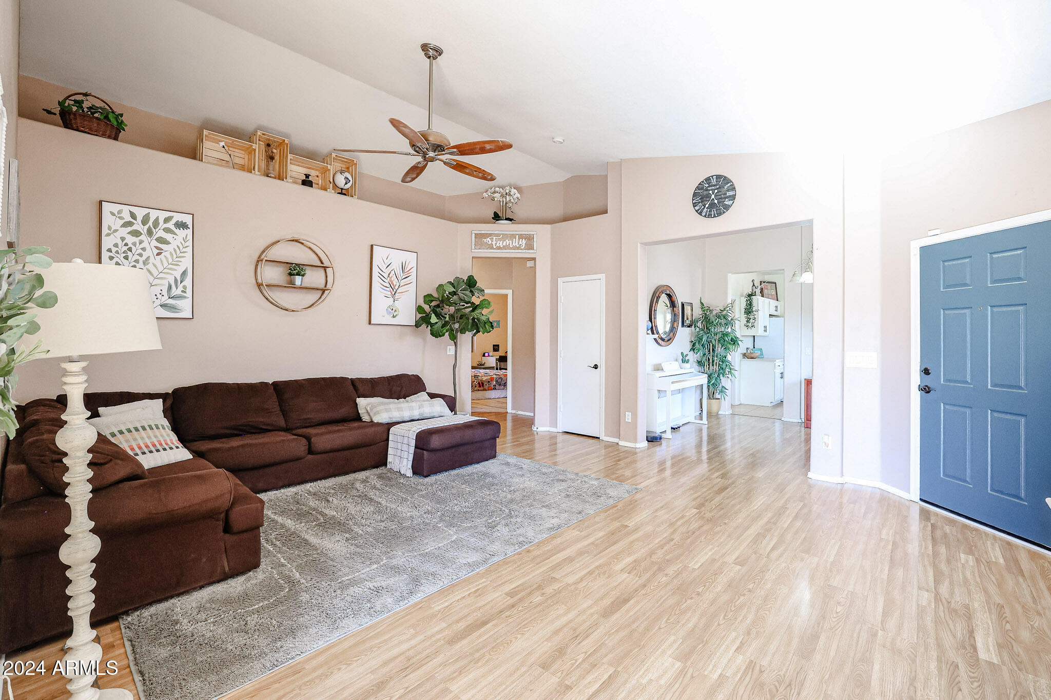 40802 N HEARST Drive