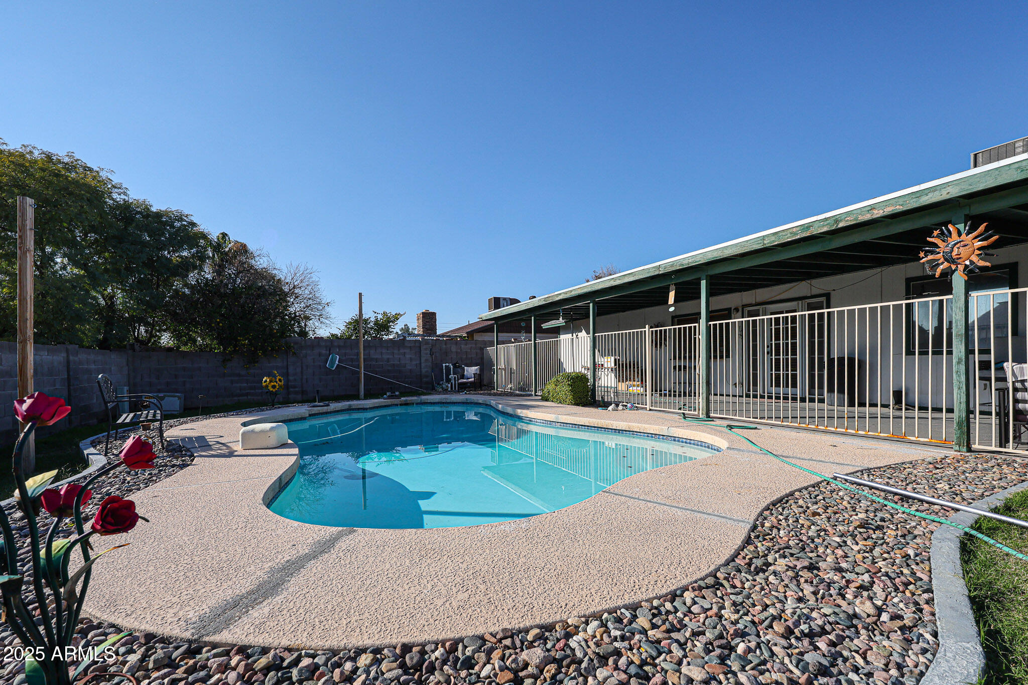 4225 W GRISWOLD Road