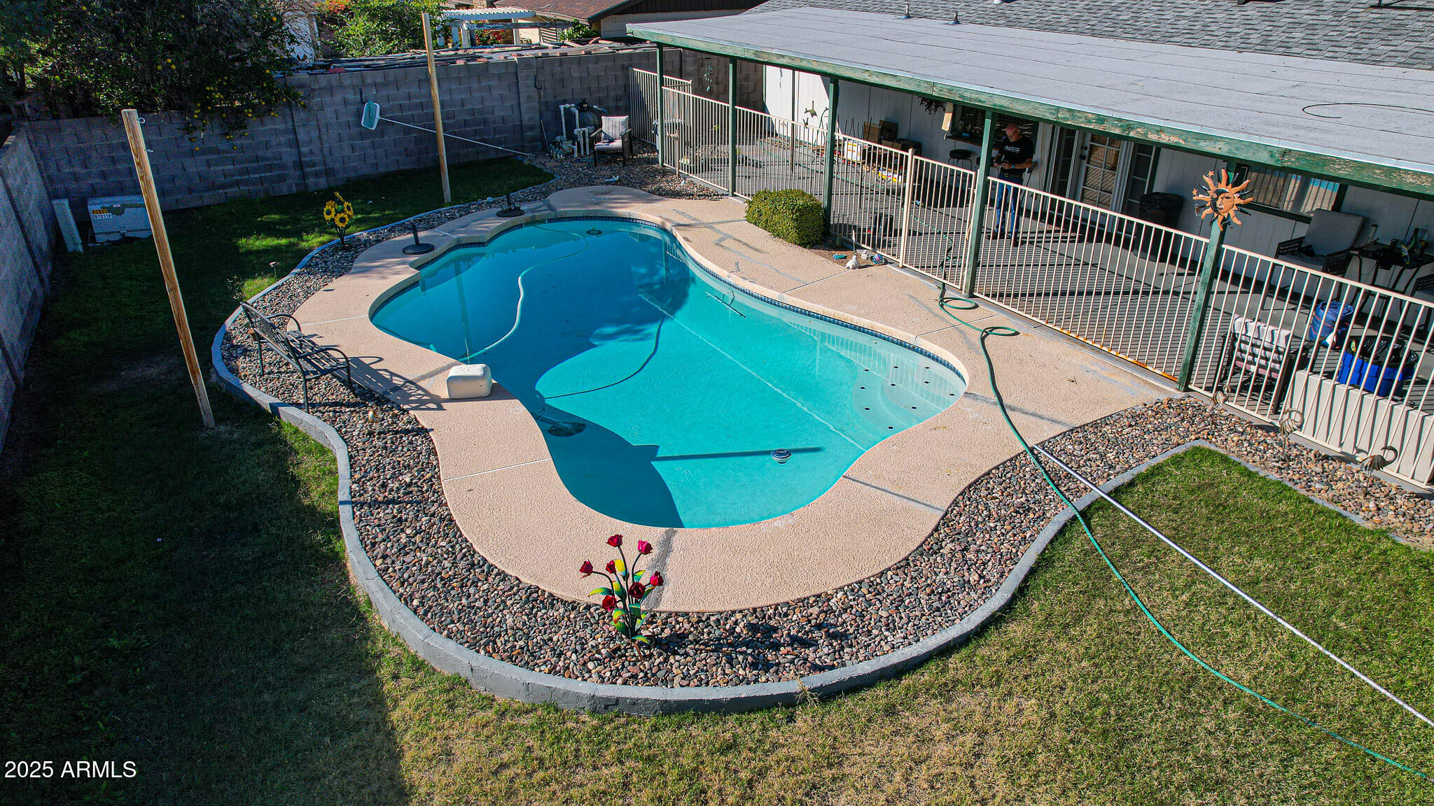 4225 W GRISWOLD Road