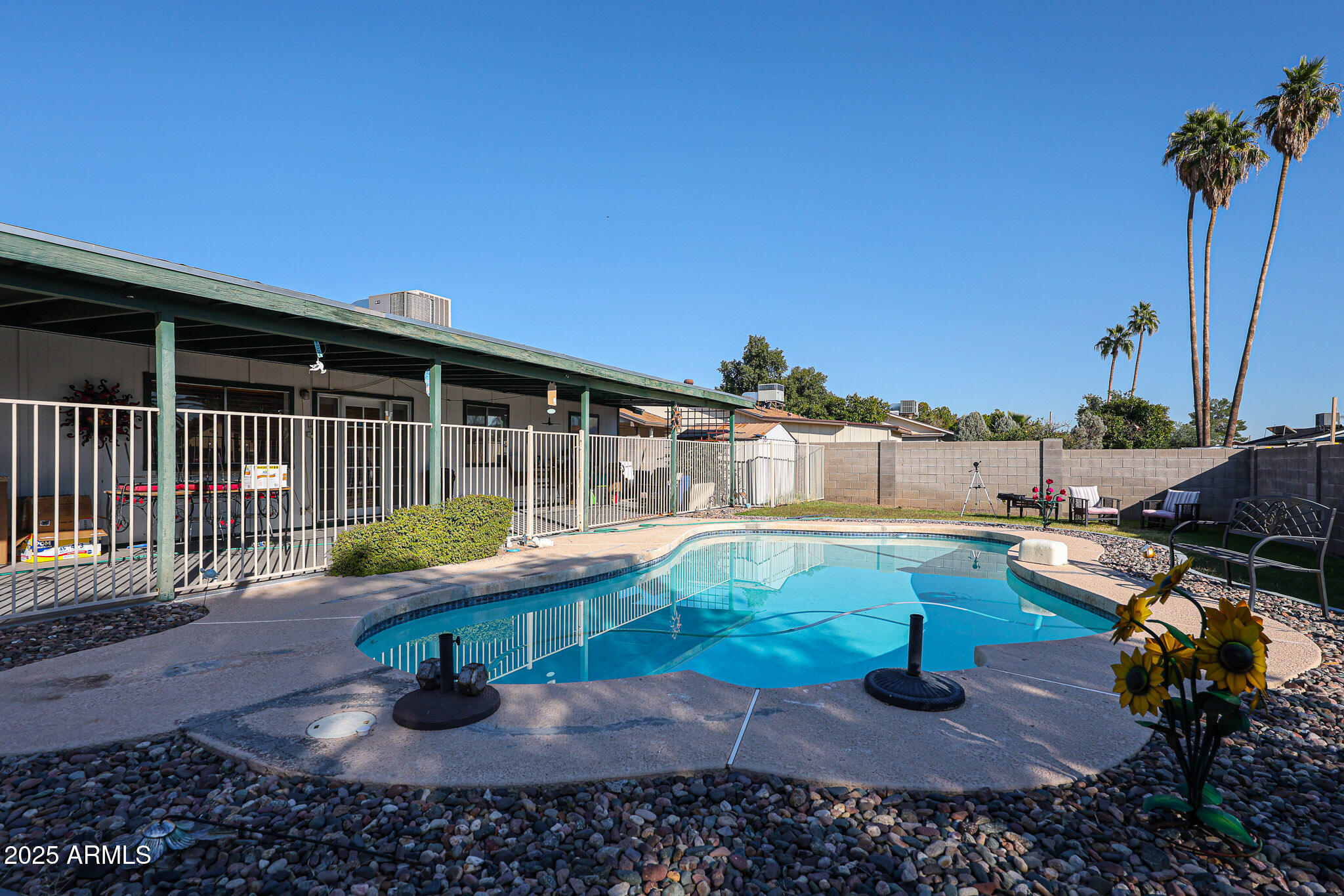 4225 W GRISWOLD Road