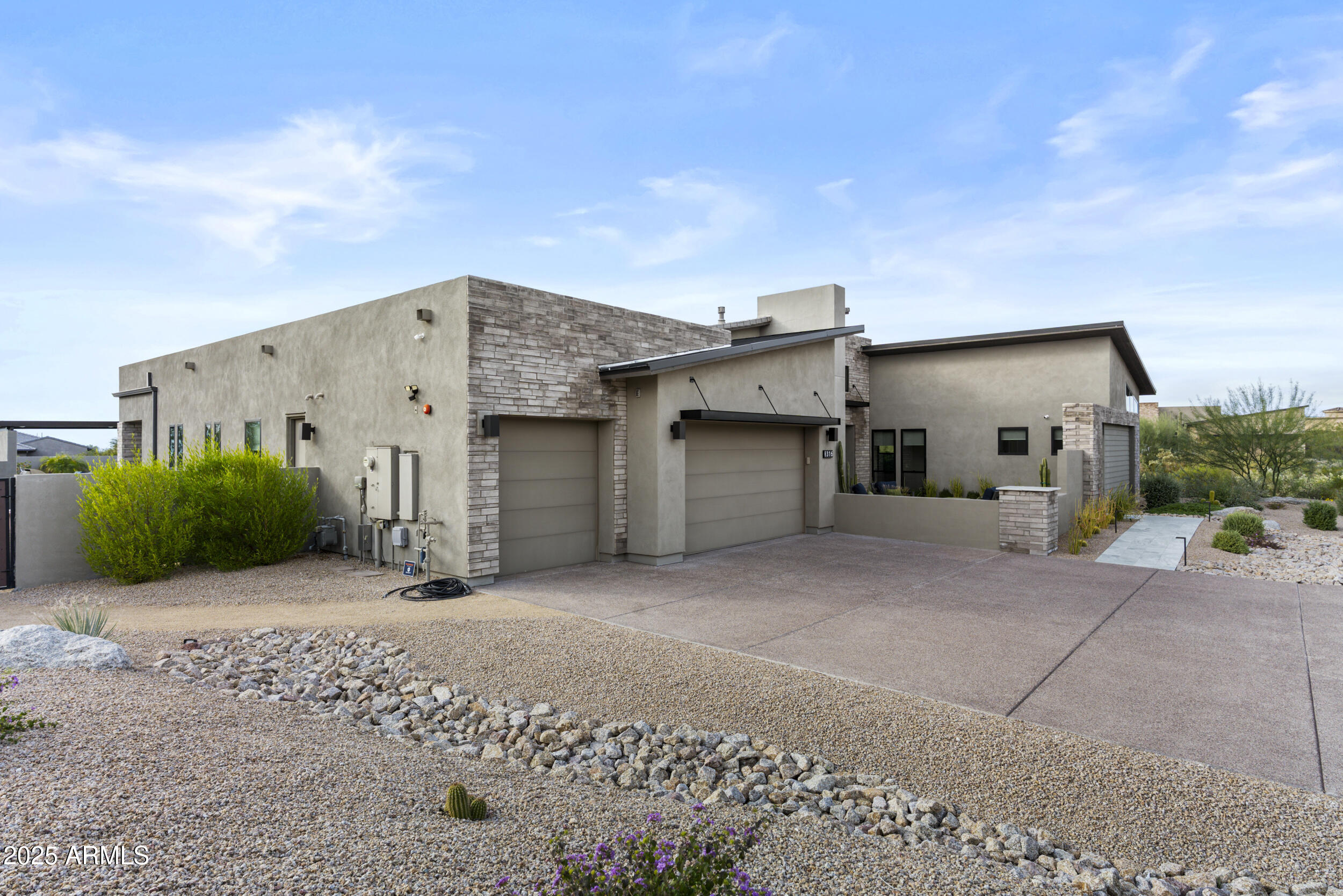 8316 E SAND FLOWER Drive