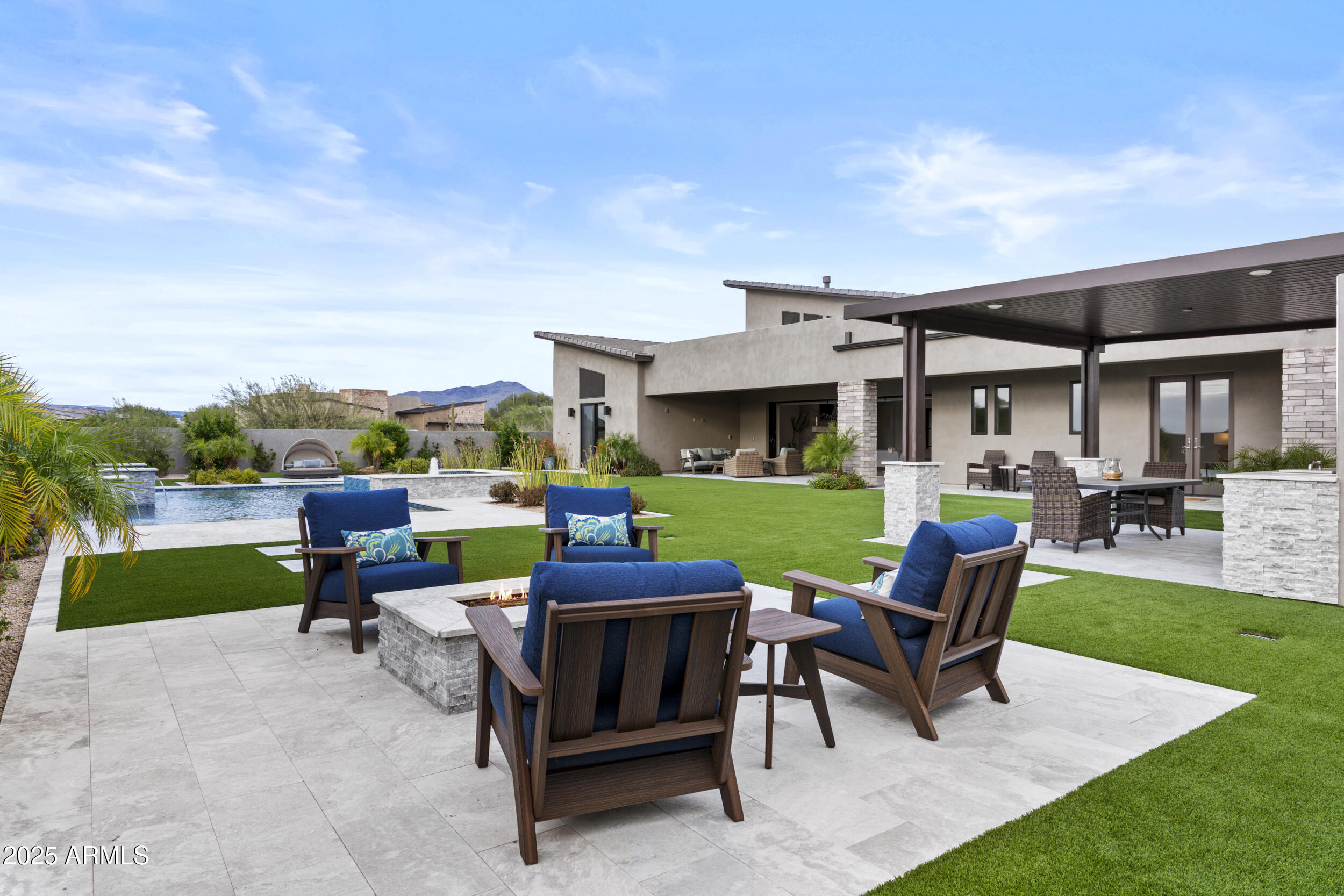 8316 E SAND FLOWER Drive