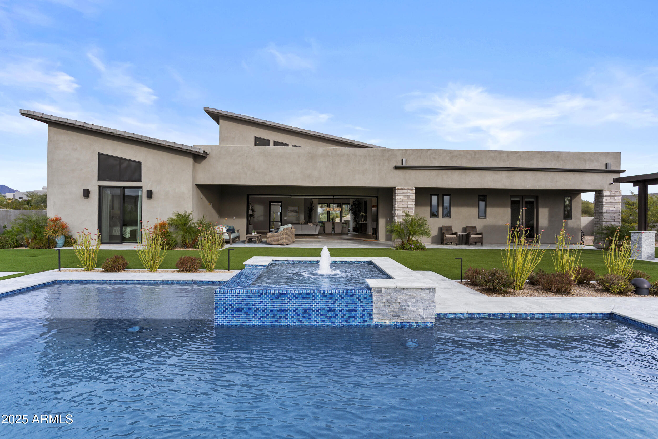 8316 E SAND FLOWER Drive