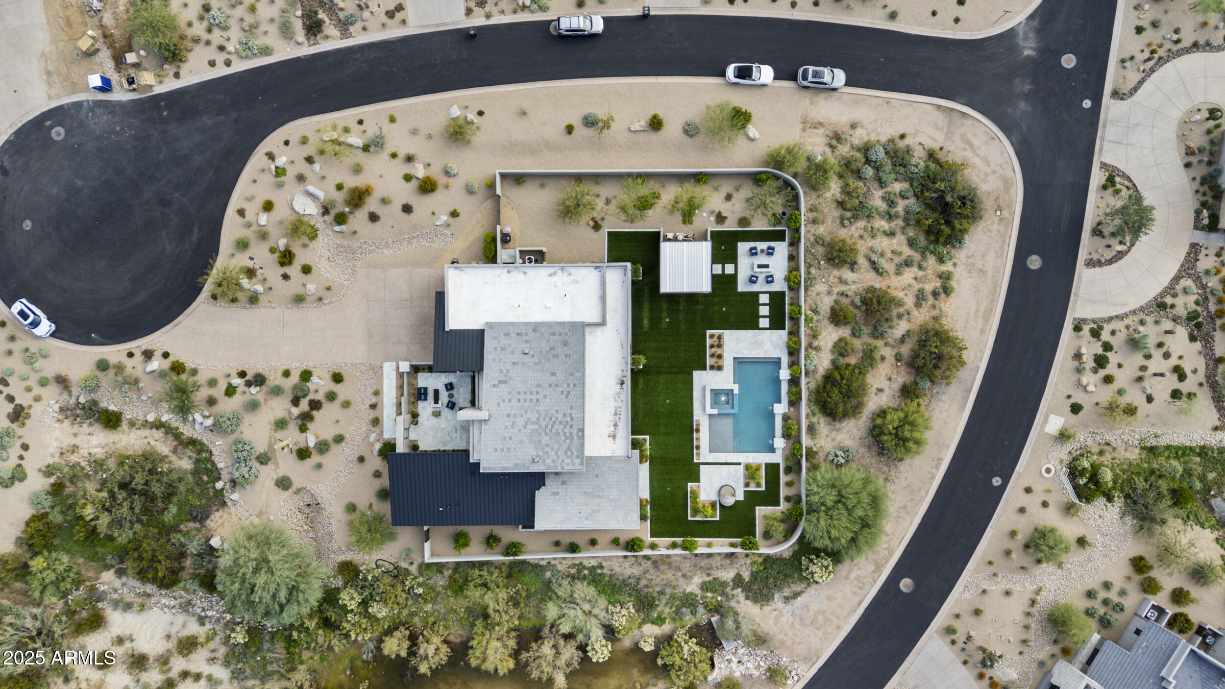 8316 E SAND FLOWER Drive