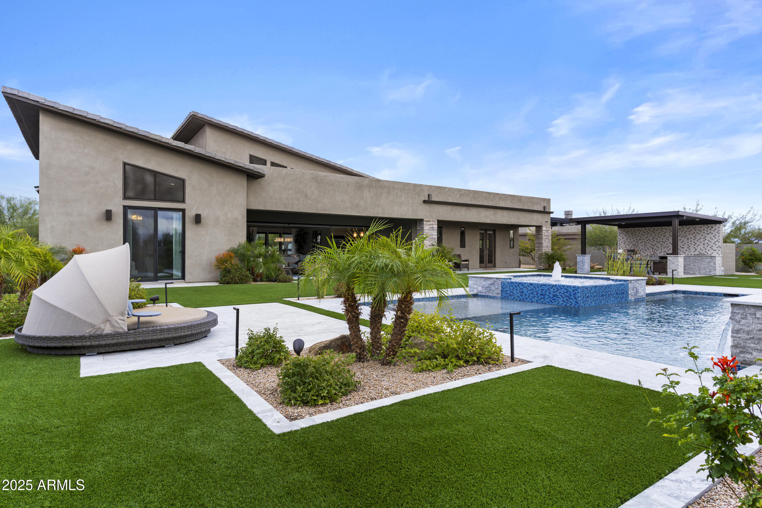 8316 E SAND FLOWER Drive