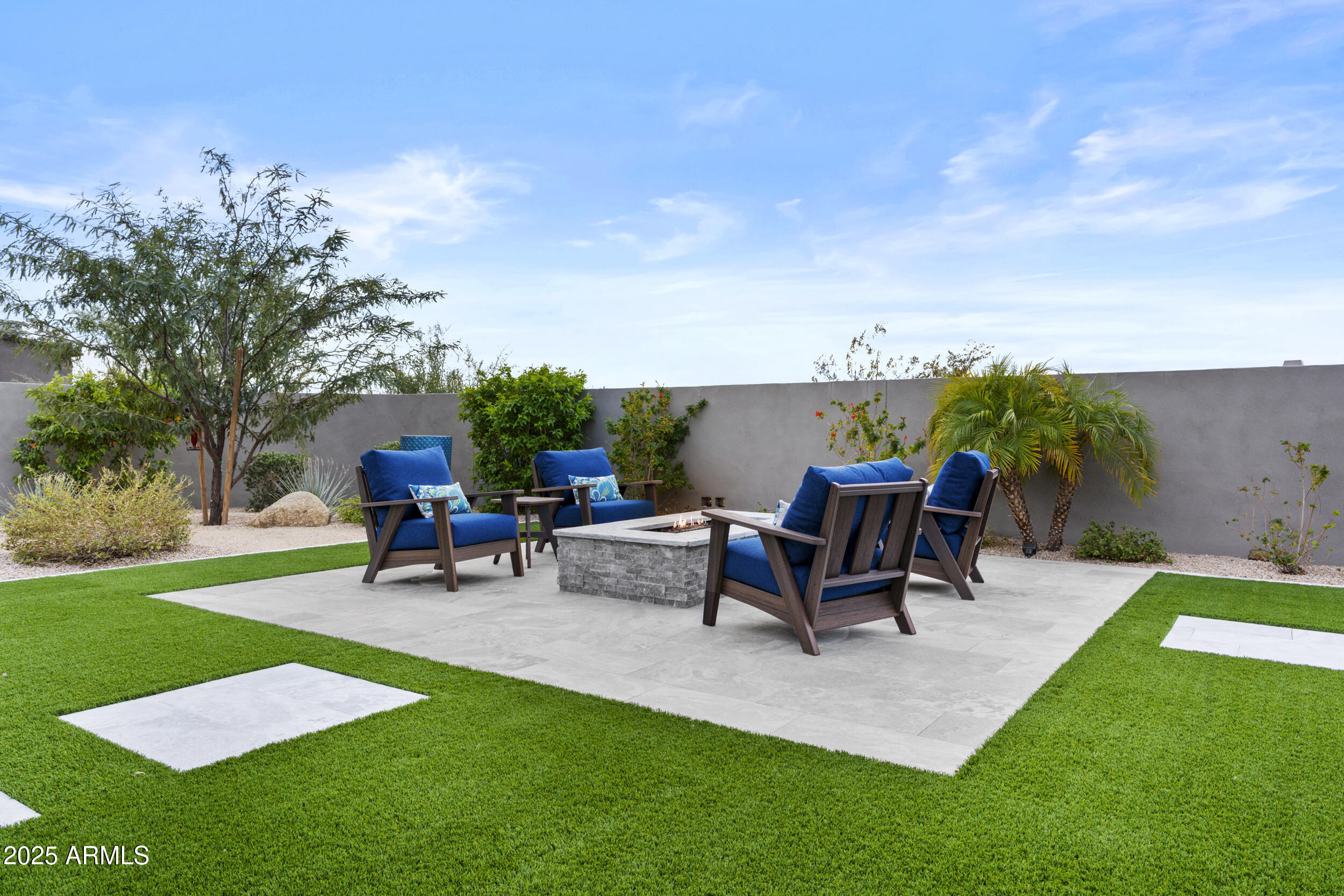 8316 E SAND FLOWER Drive