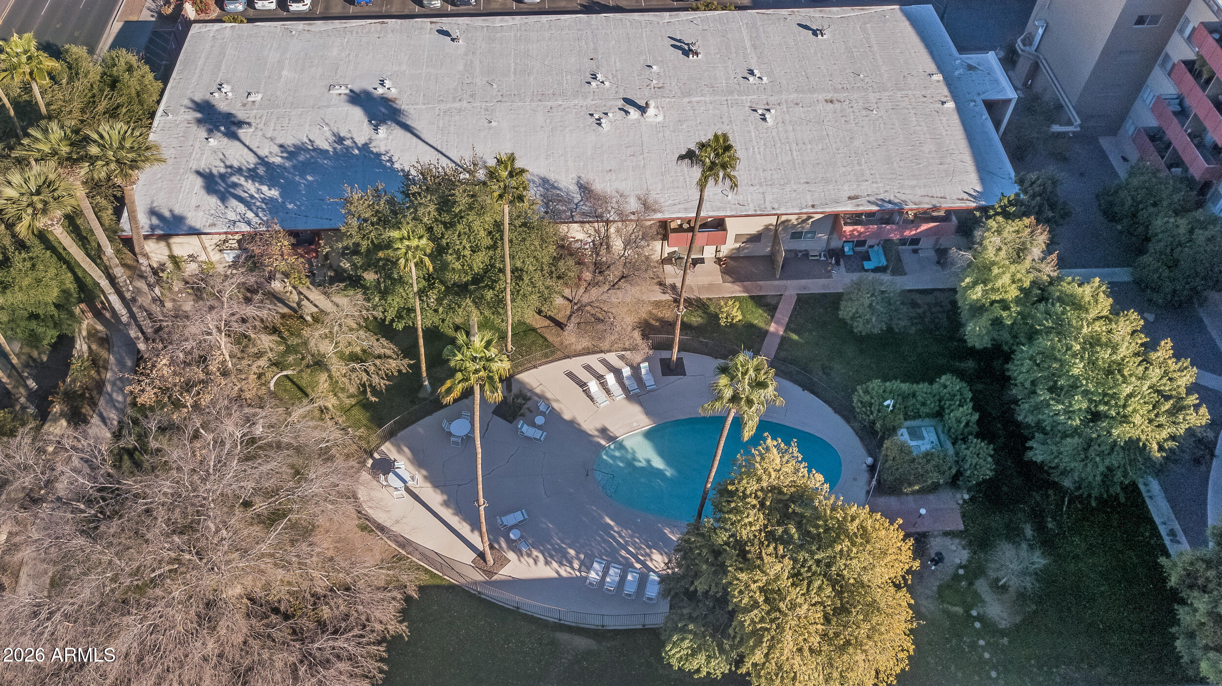355 E THOMAS Road B208