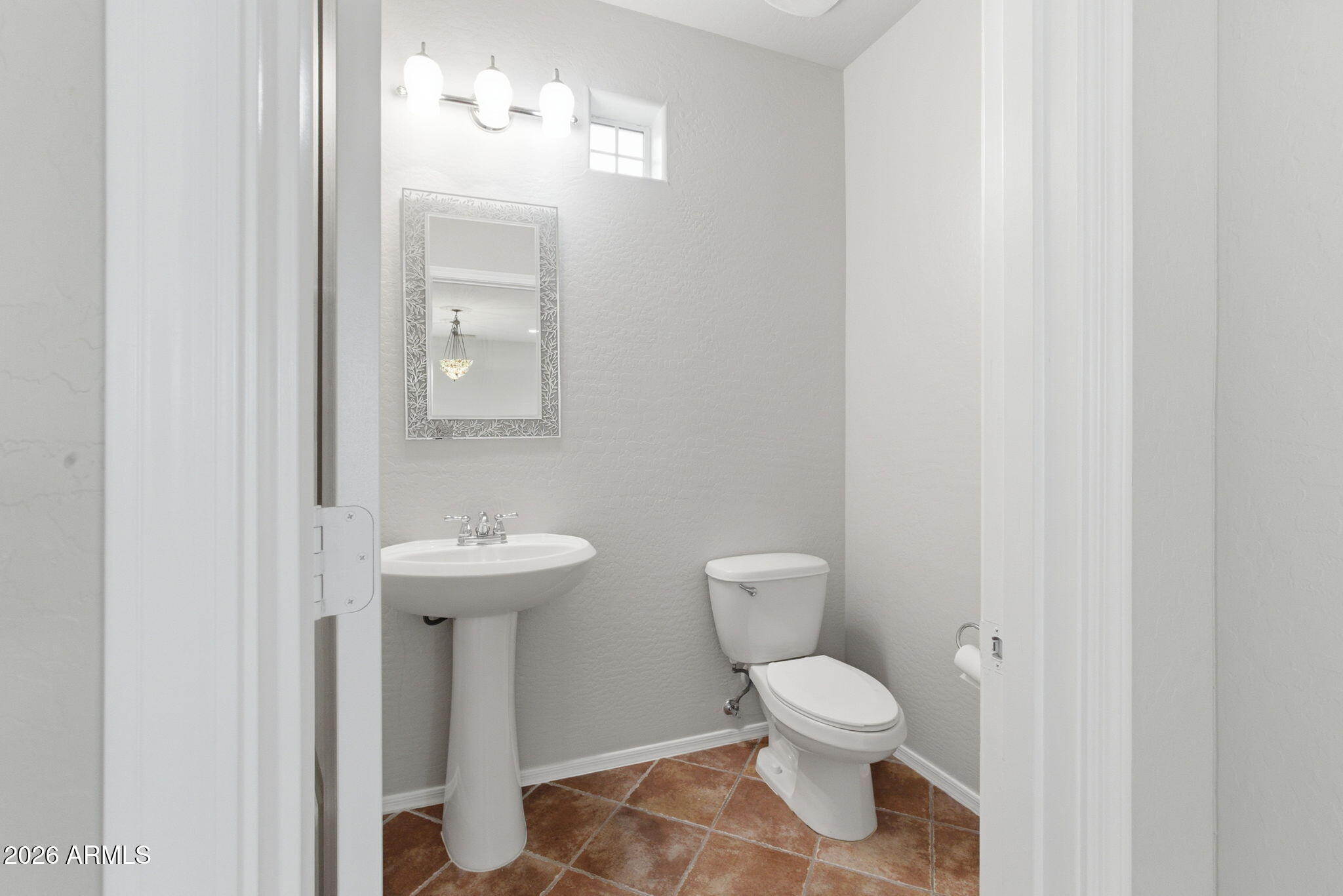 21153 W SYCAMORE Drive