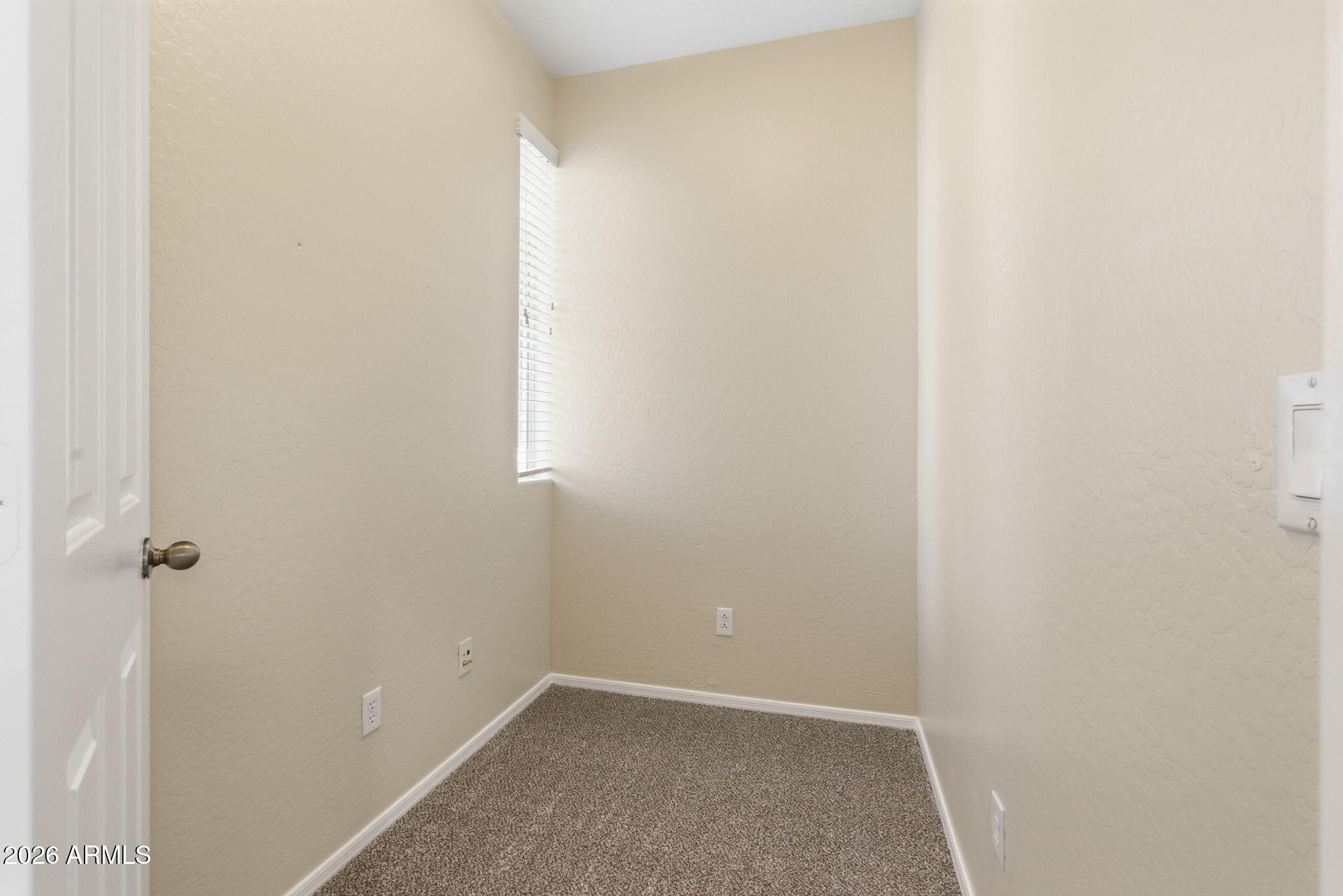 21153 W SYCAMORE Drive