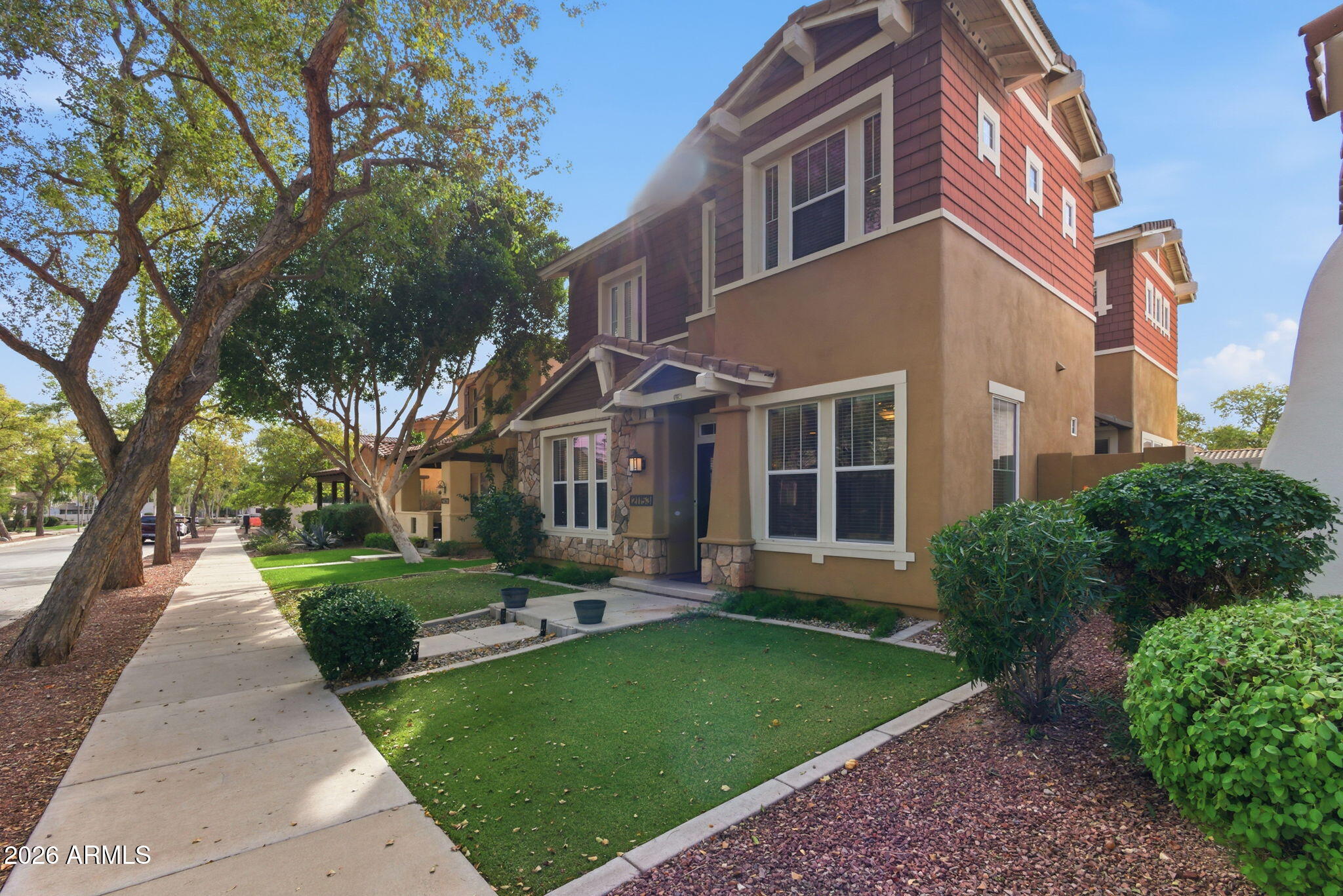 21153 W SYCAMORE Drive