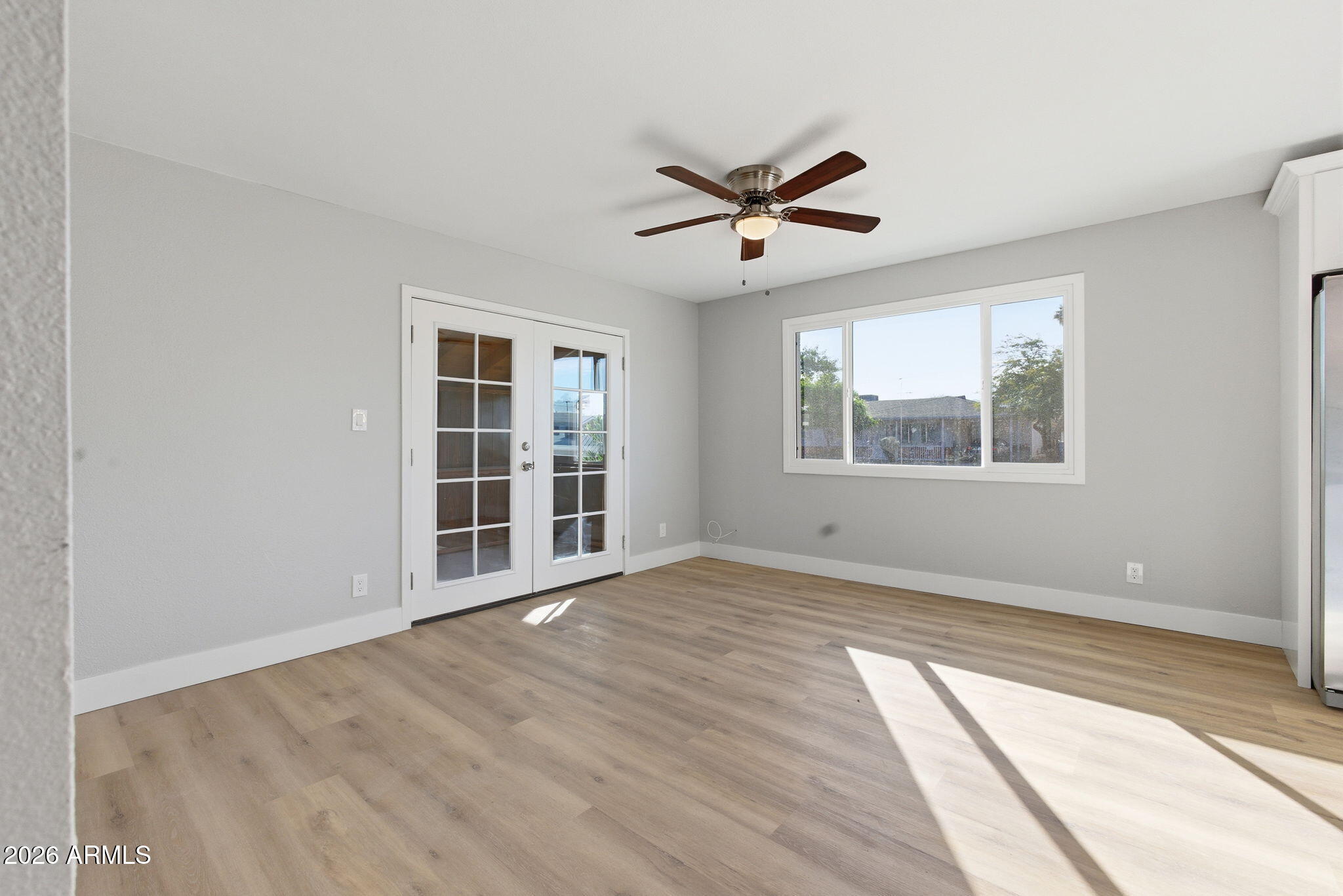 2308 E DELGADO Street