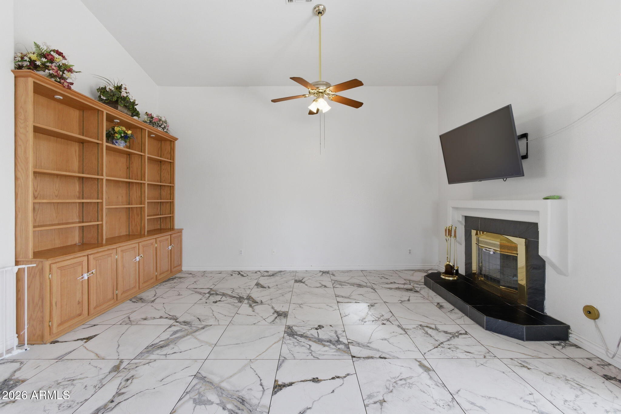 8371 W VILLA RITA Drive