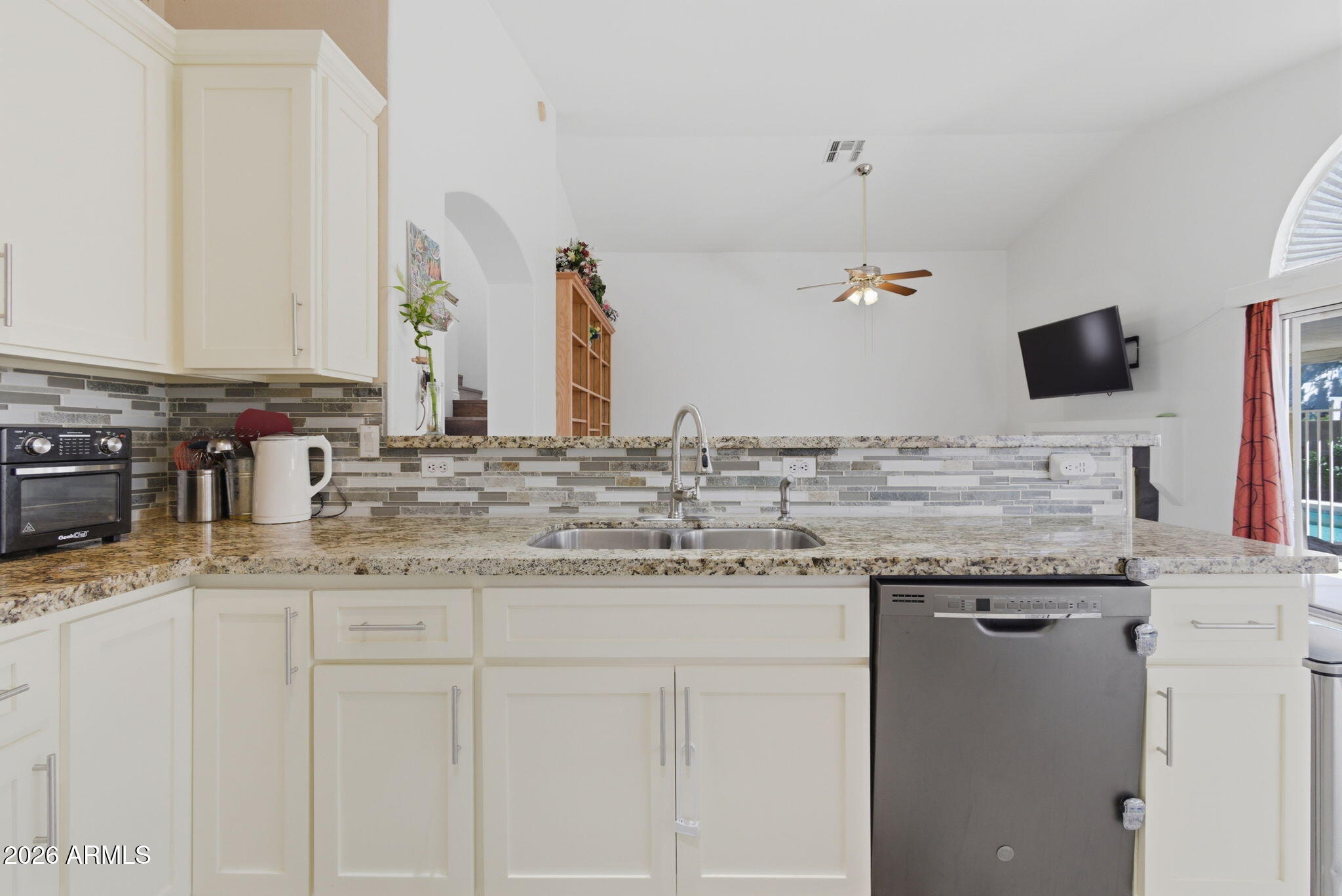 8371 W VILLA RITA Drive