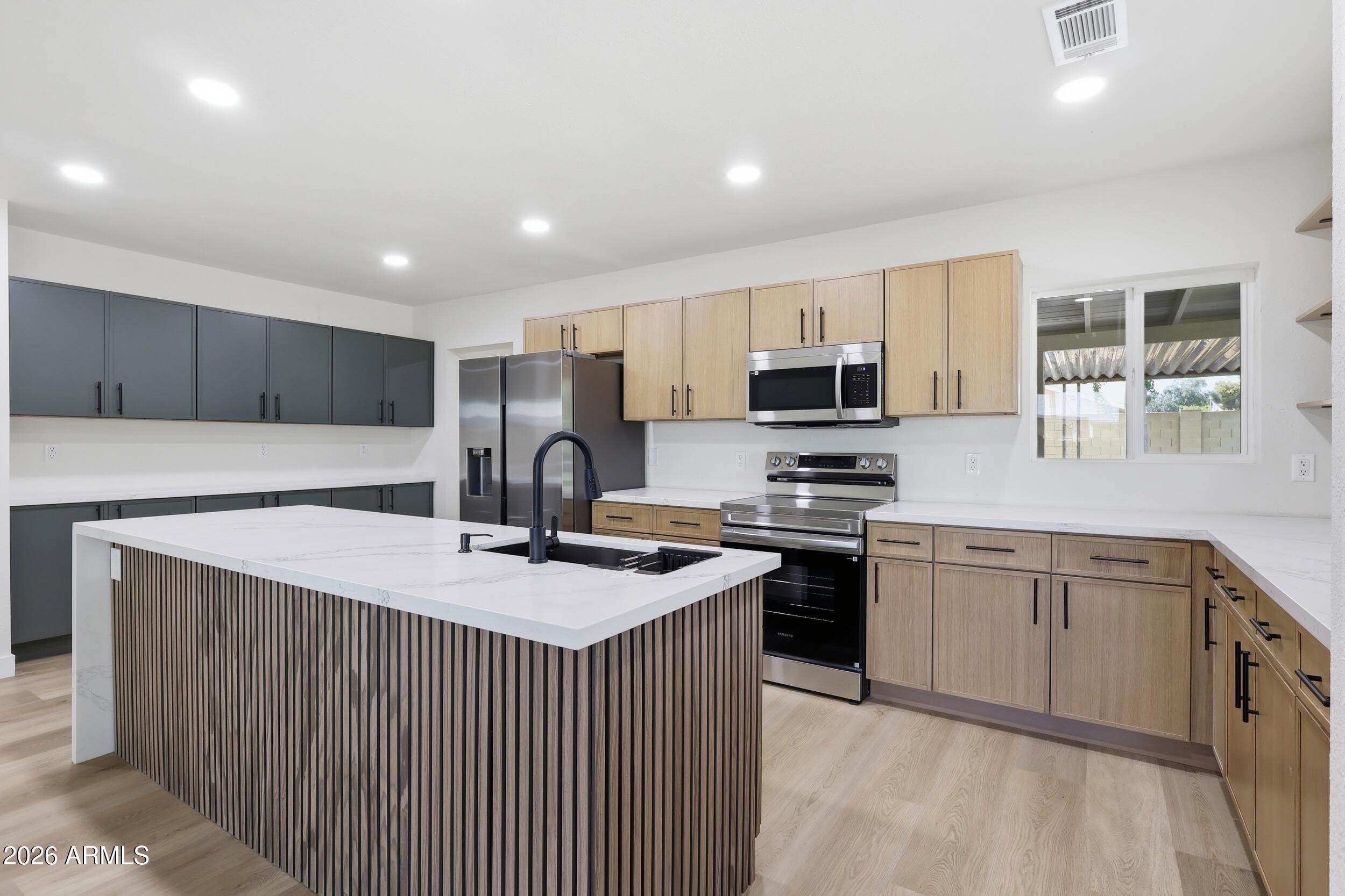 3144 N 34TH Street