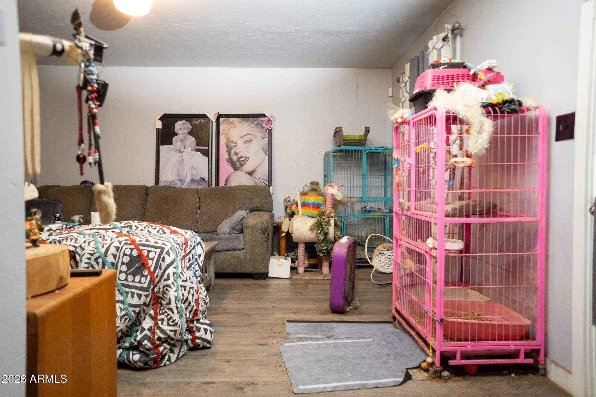 402 W BATTAGLIA Road