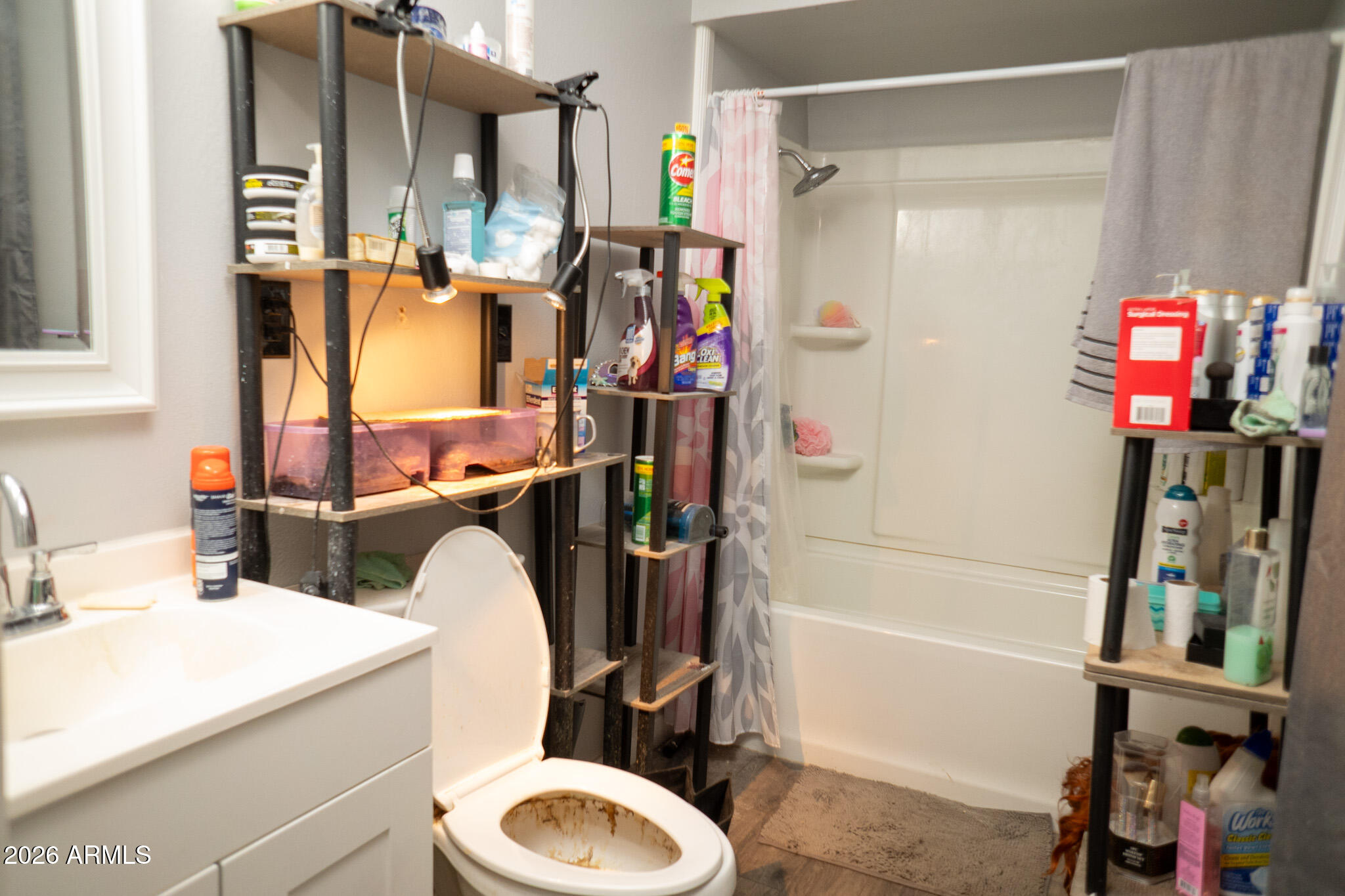 402 W BATTAGLIA Road