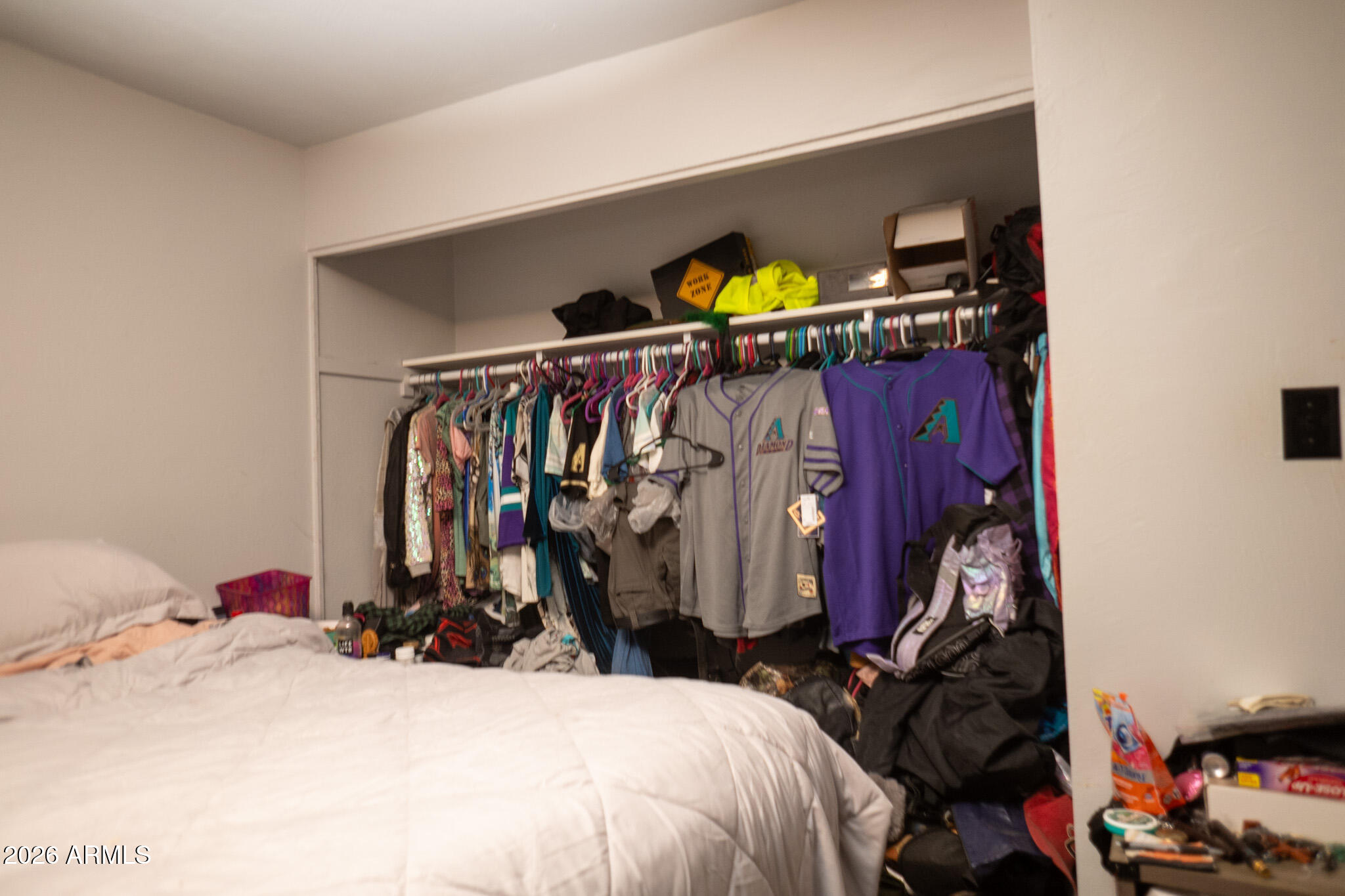 402 W BATTAGLIA Road