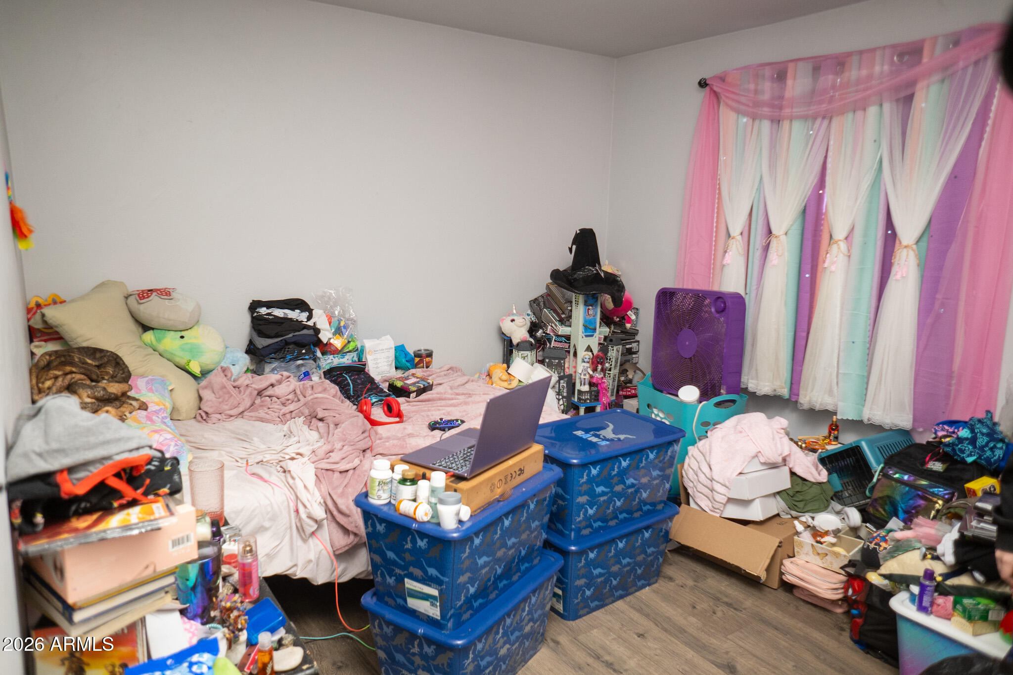 402 W BATTAGLIA Road