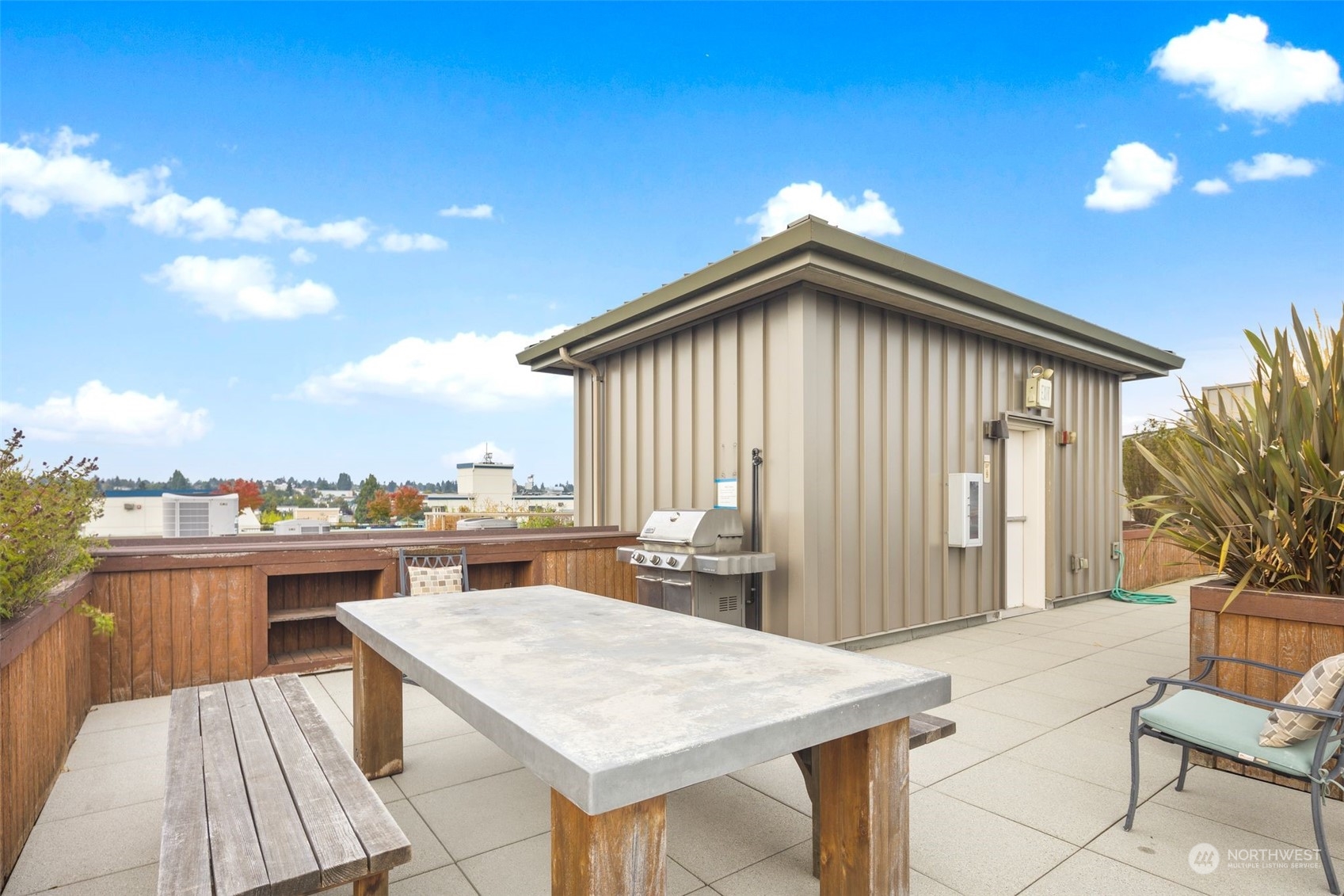 1530 NW Market Street Unit: 607