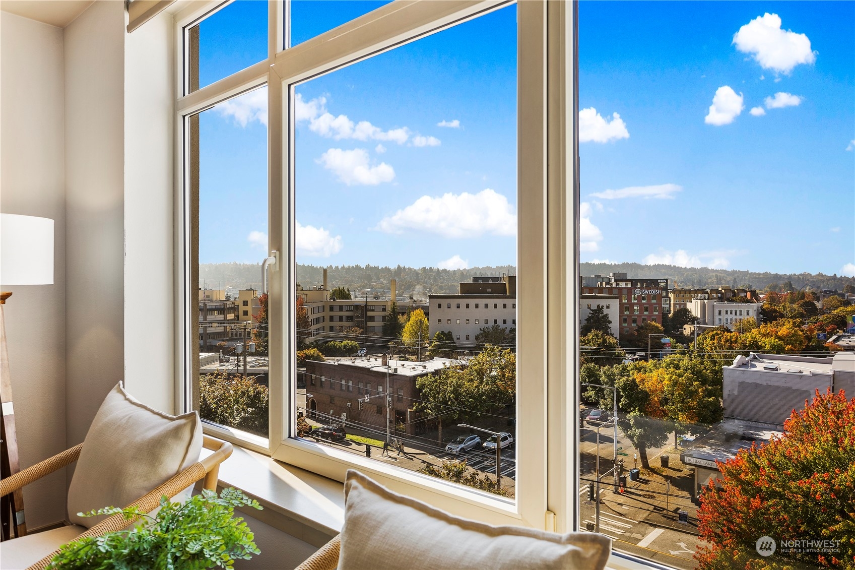 1530 NW Market Street Unit: 607