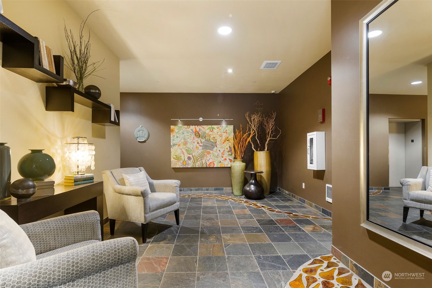 1530 NW Market Street Unit: 607