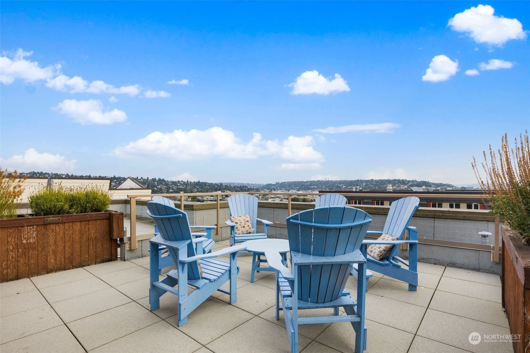 1530 NW Market Street Unit: 607