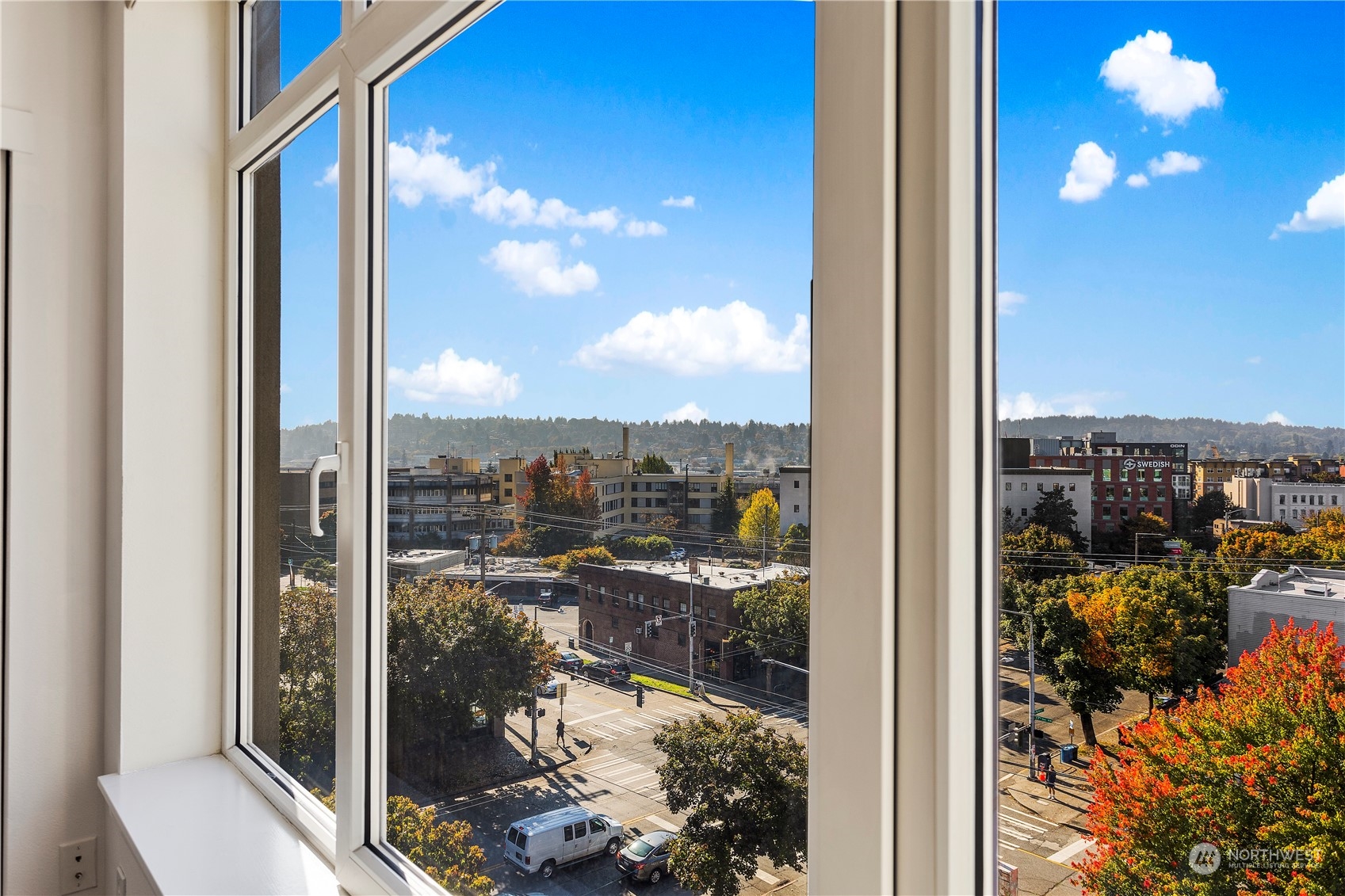 1530 NW Market Street Unit: 607