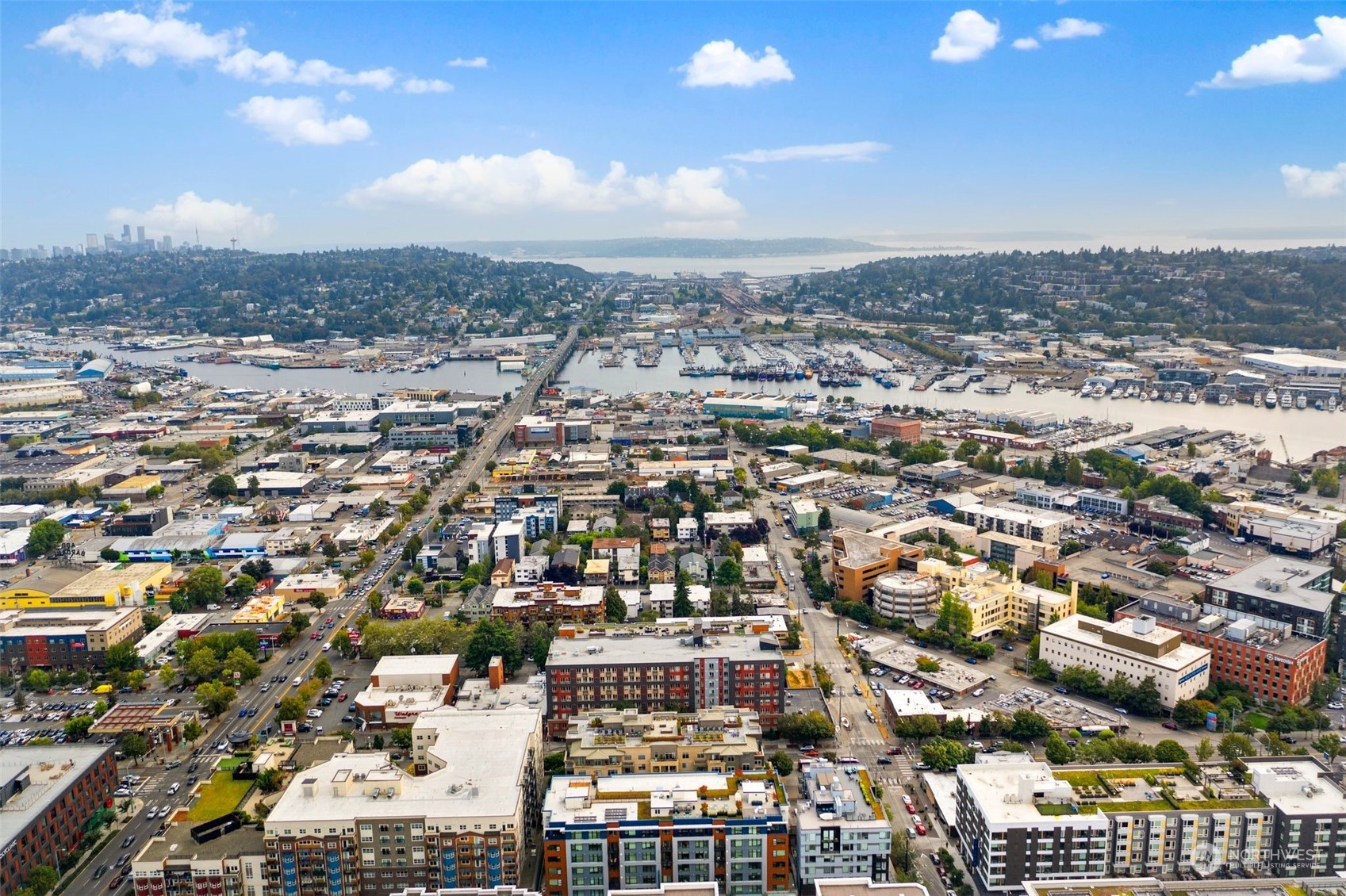 1530 NW Market Street Unit: 607