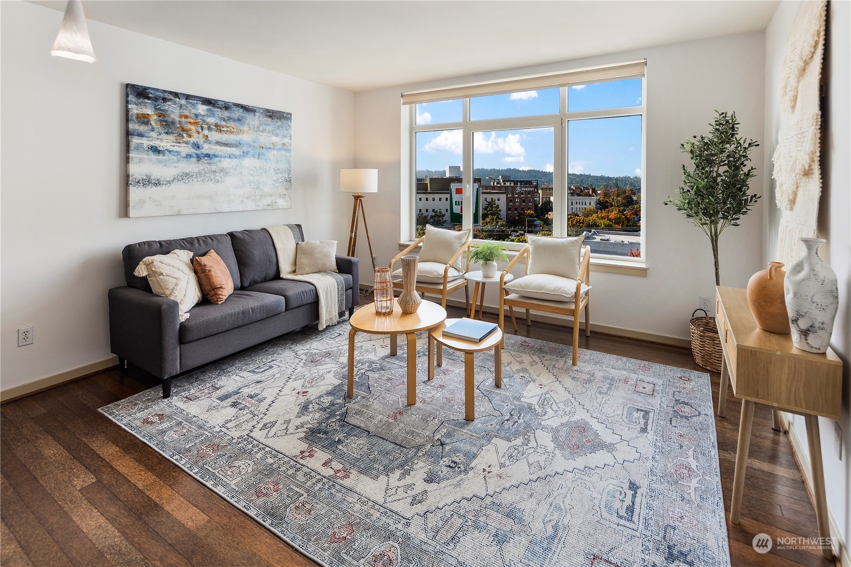 1530 NW Market Street Unit: 607