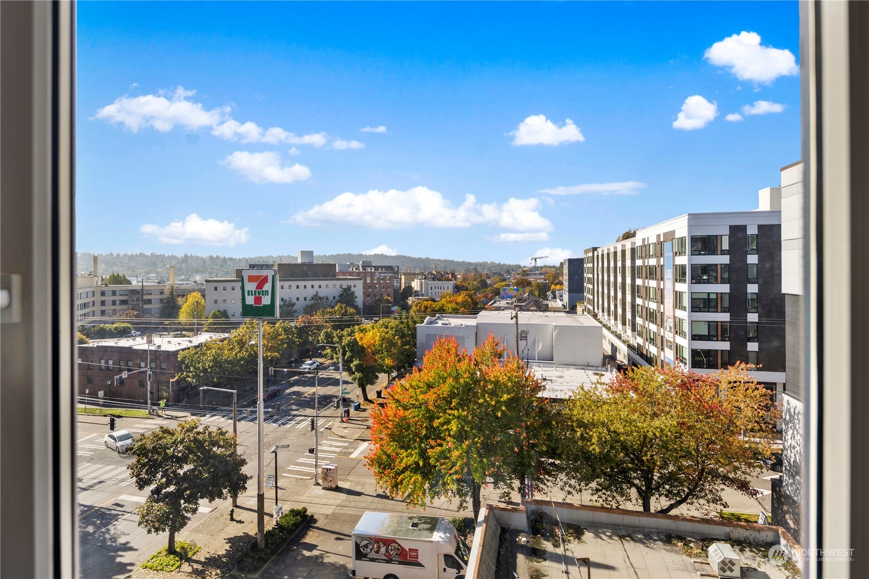 1530 NW Market Street Unit: 607