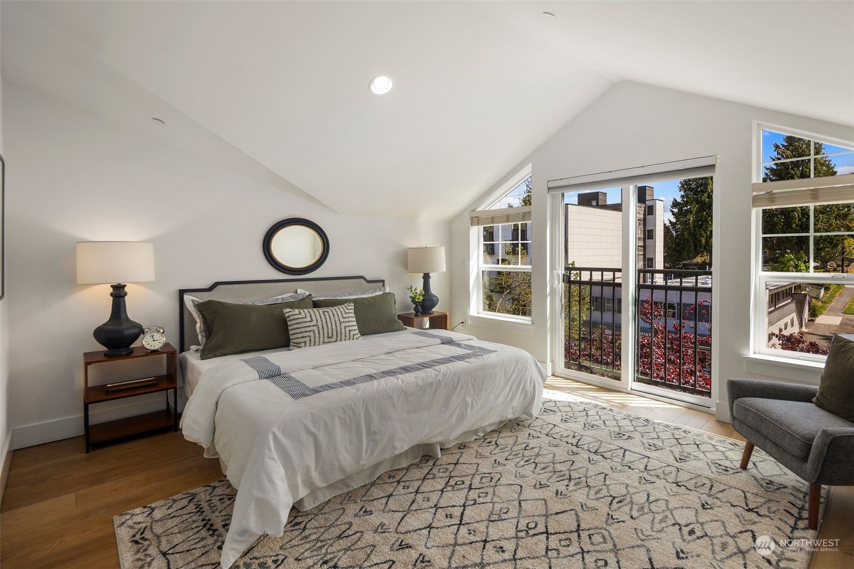 3423 California Avenue SW Unit: A