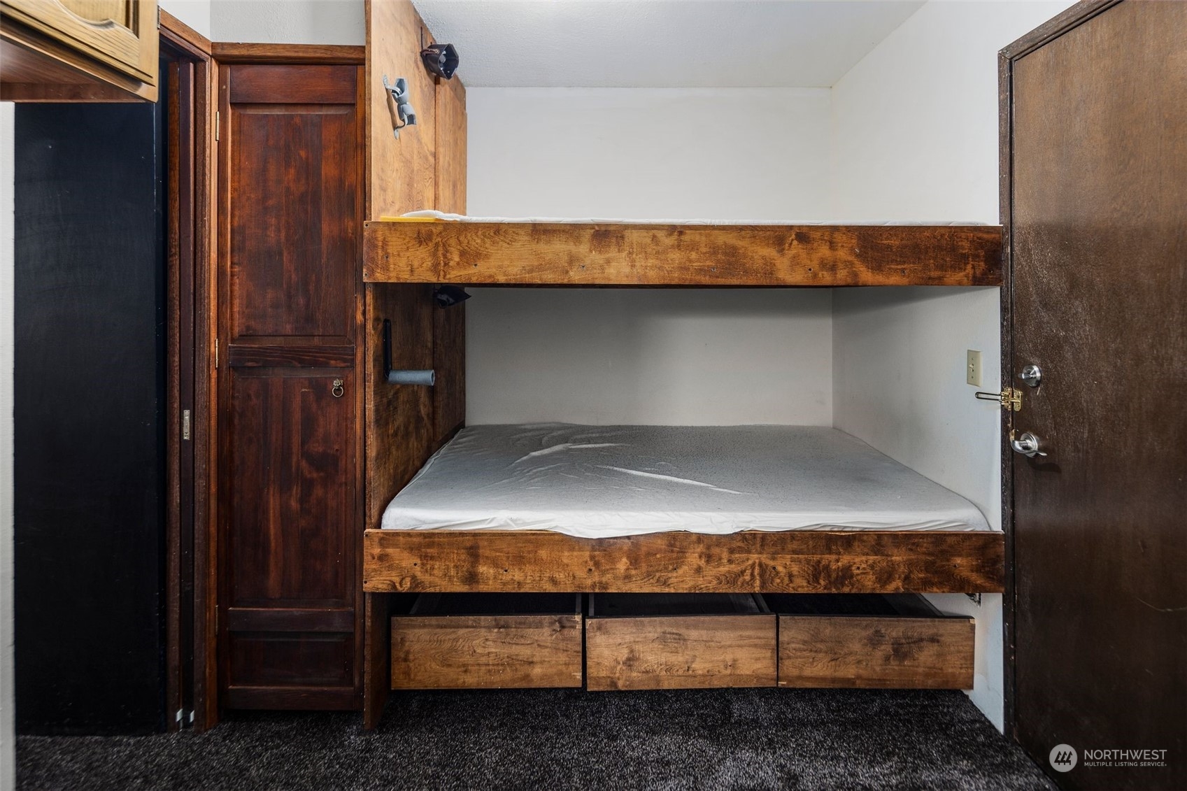 223 Hyak Drive E Unit: 612