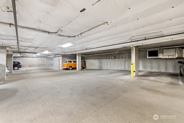 12334 31st Avenue NE Unit: 305