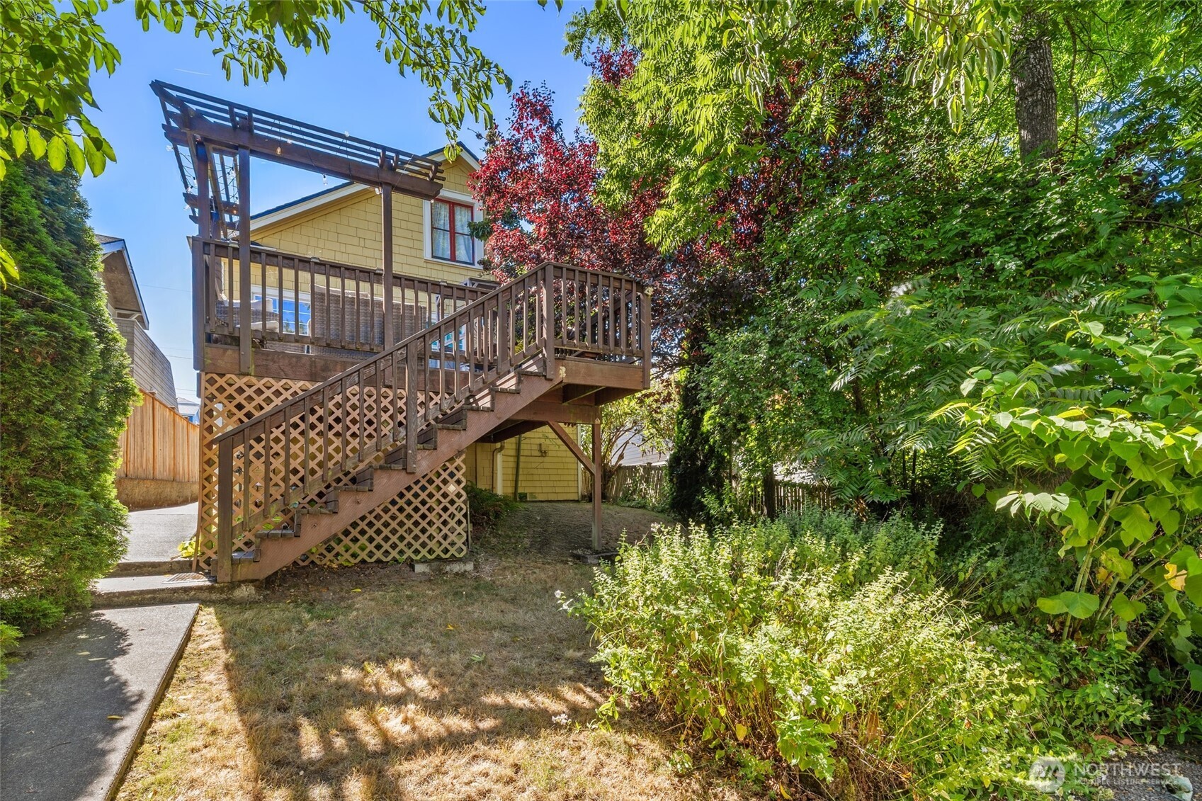 5432 Kirkwood Place N