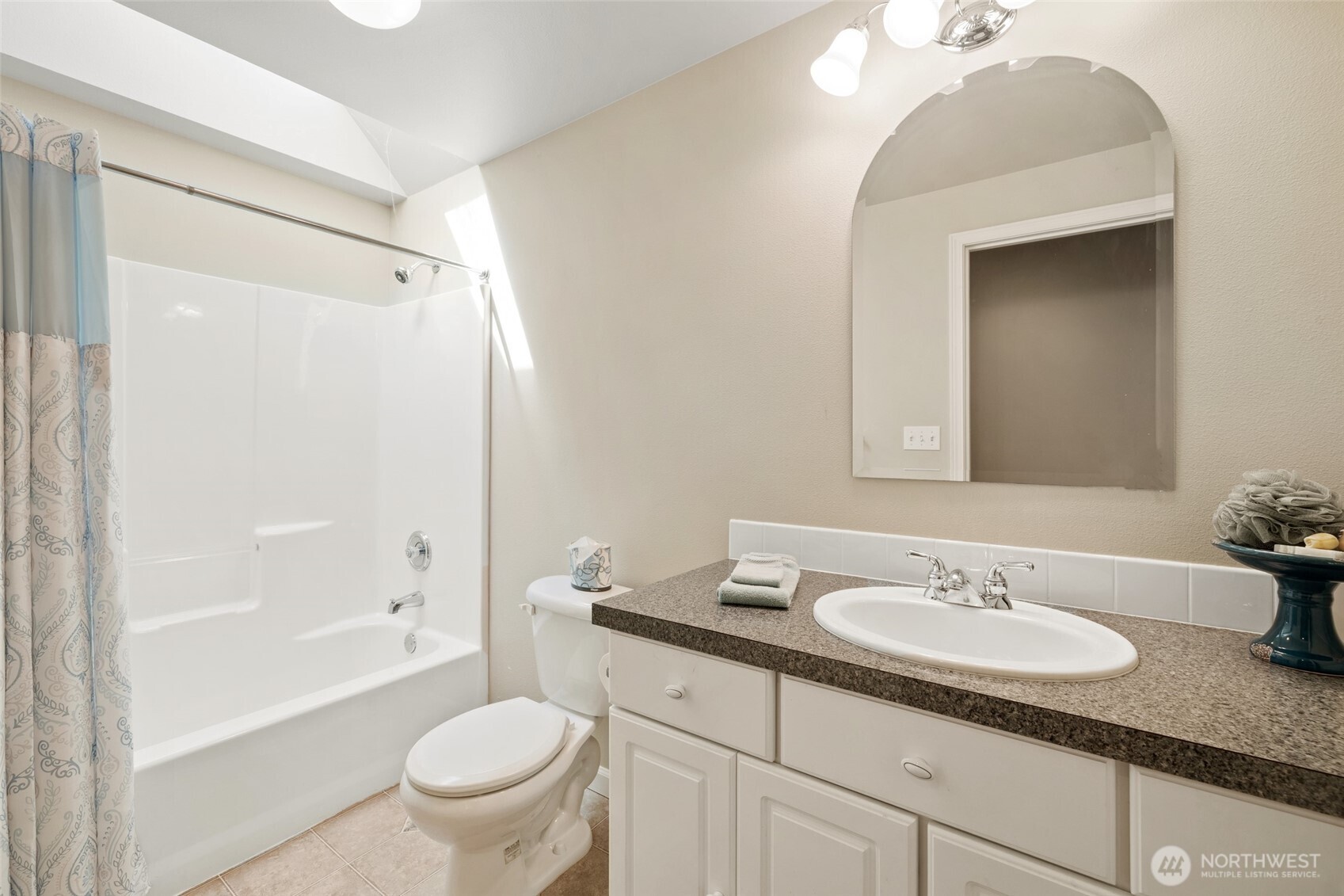 7424 332nd Street NW