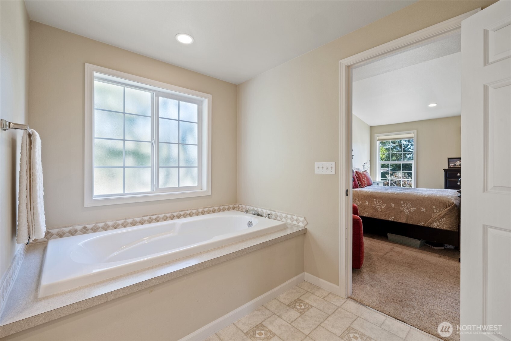 7424 332nd Street NW