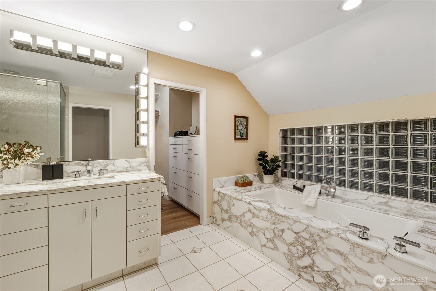 4393 E Sequim Bay Road