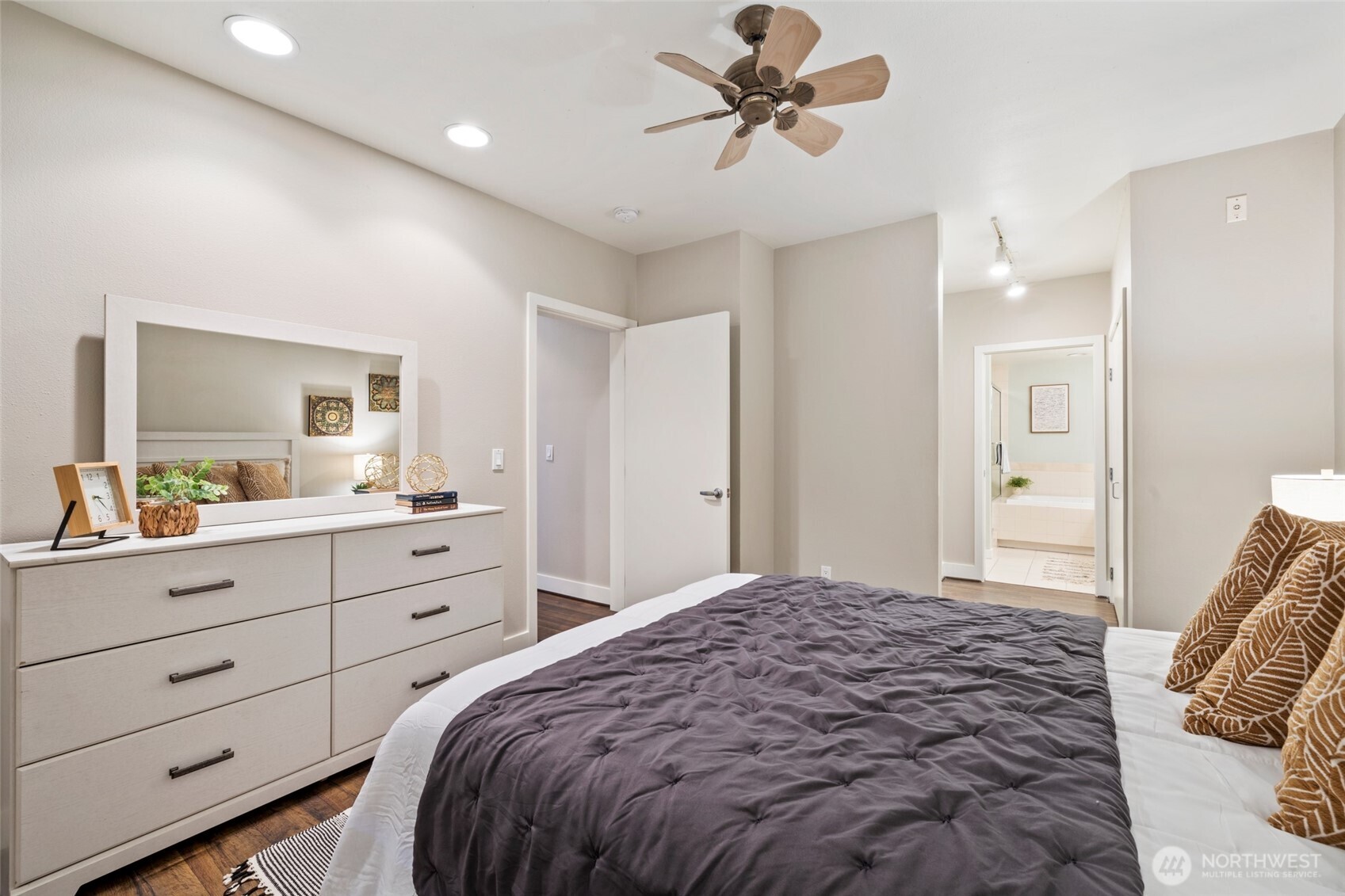 620 S 227th Street Unit: 103